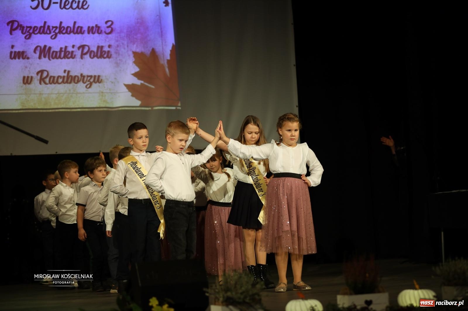 Zdjęcie w galerii na portalu naszraciborz.pl: 50-lecie Przedszkola nr 3 w Raciborzu w RCK Strzecha [FOTO i WIDEO] wiadomości z regionu