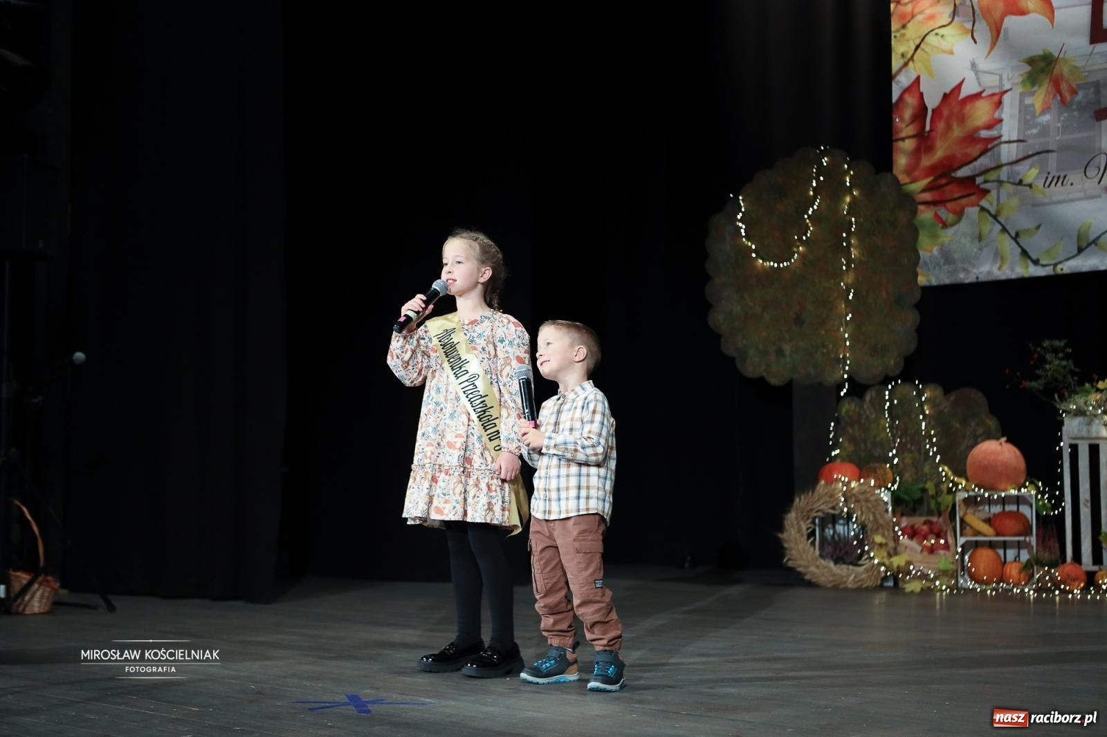 Zdjęcie w galerii na portalu naszraciborz.pl: 50-lecie Przedszkola nr 3 w Raciborzu w RCK Strzecha [FOTO i WIDEO] wiadomości z regionu