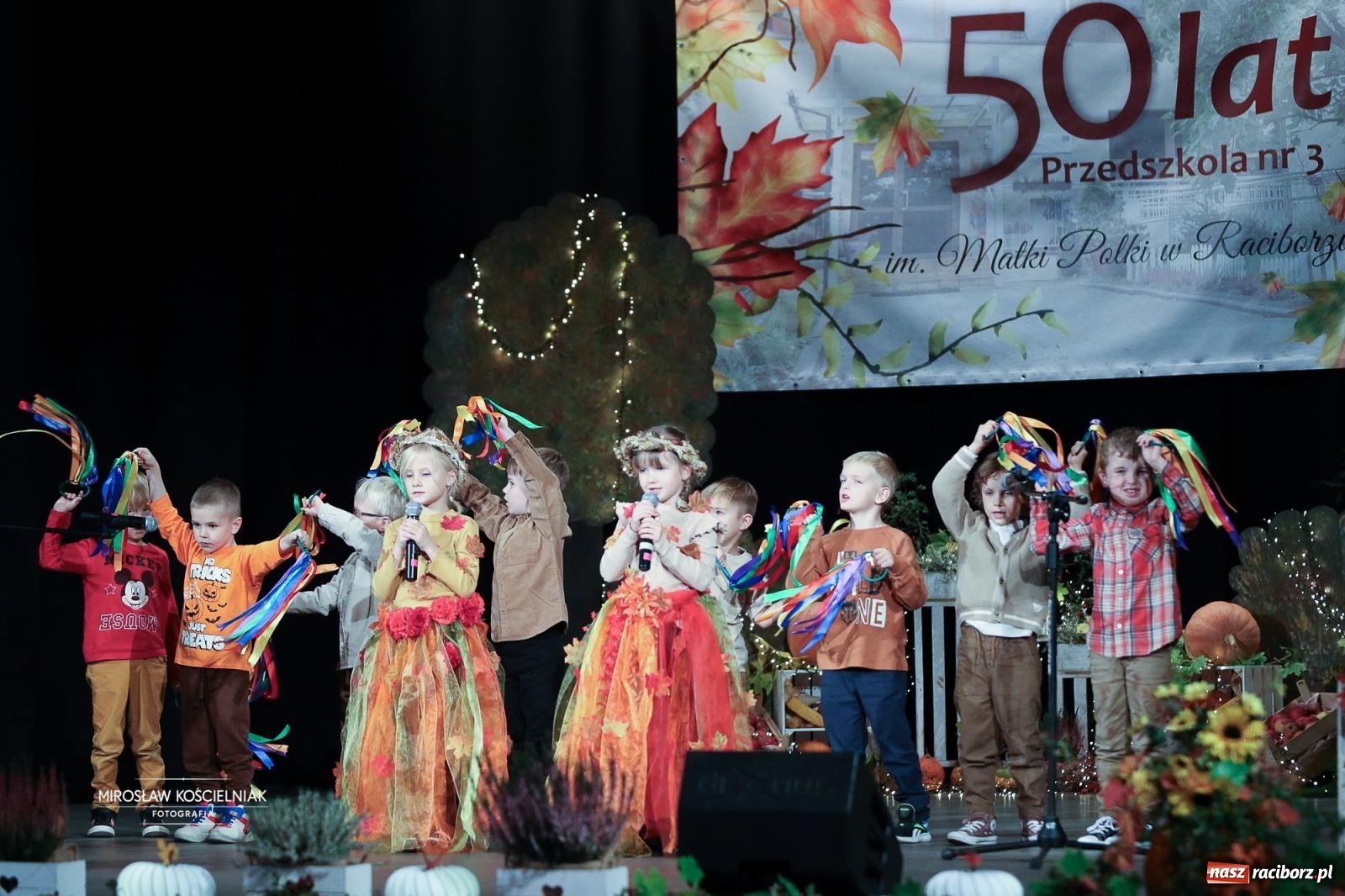 Zdjęcie w galerii na portalu naszraciborz.pl: 50-lecie Przedszkola nr 3 w Raciborzu w RCK Strzecha [FOTO i WIDEO] wiadomości z regionu