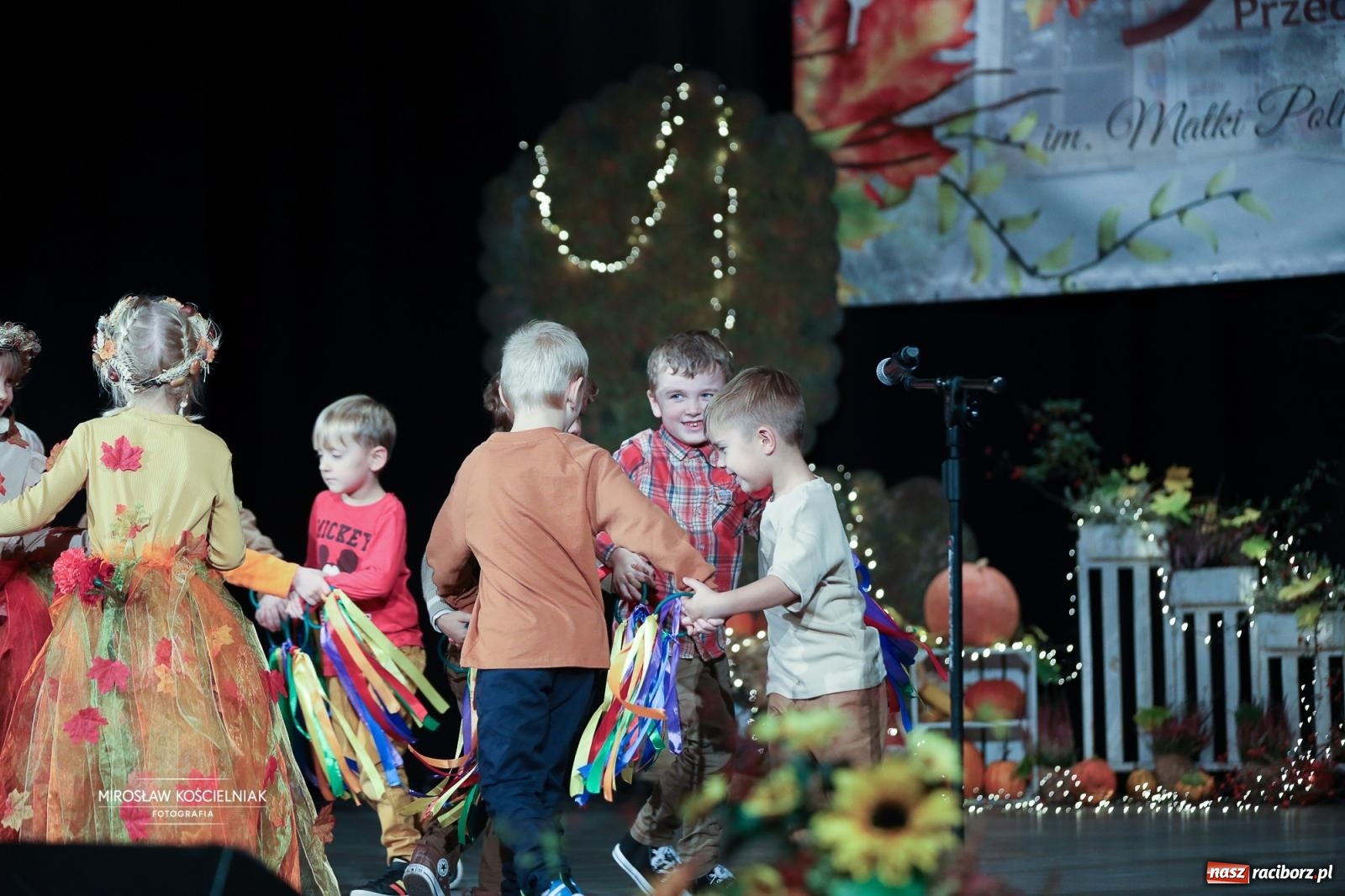 Zdjęcie w galerii na portalu naszraciborz.pl: 50-lecie Przedszkola nr 3 w Raciborzu w RCK Strzecha [FOTO i WIDEO] wiadomości z regionu
