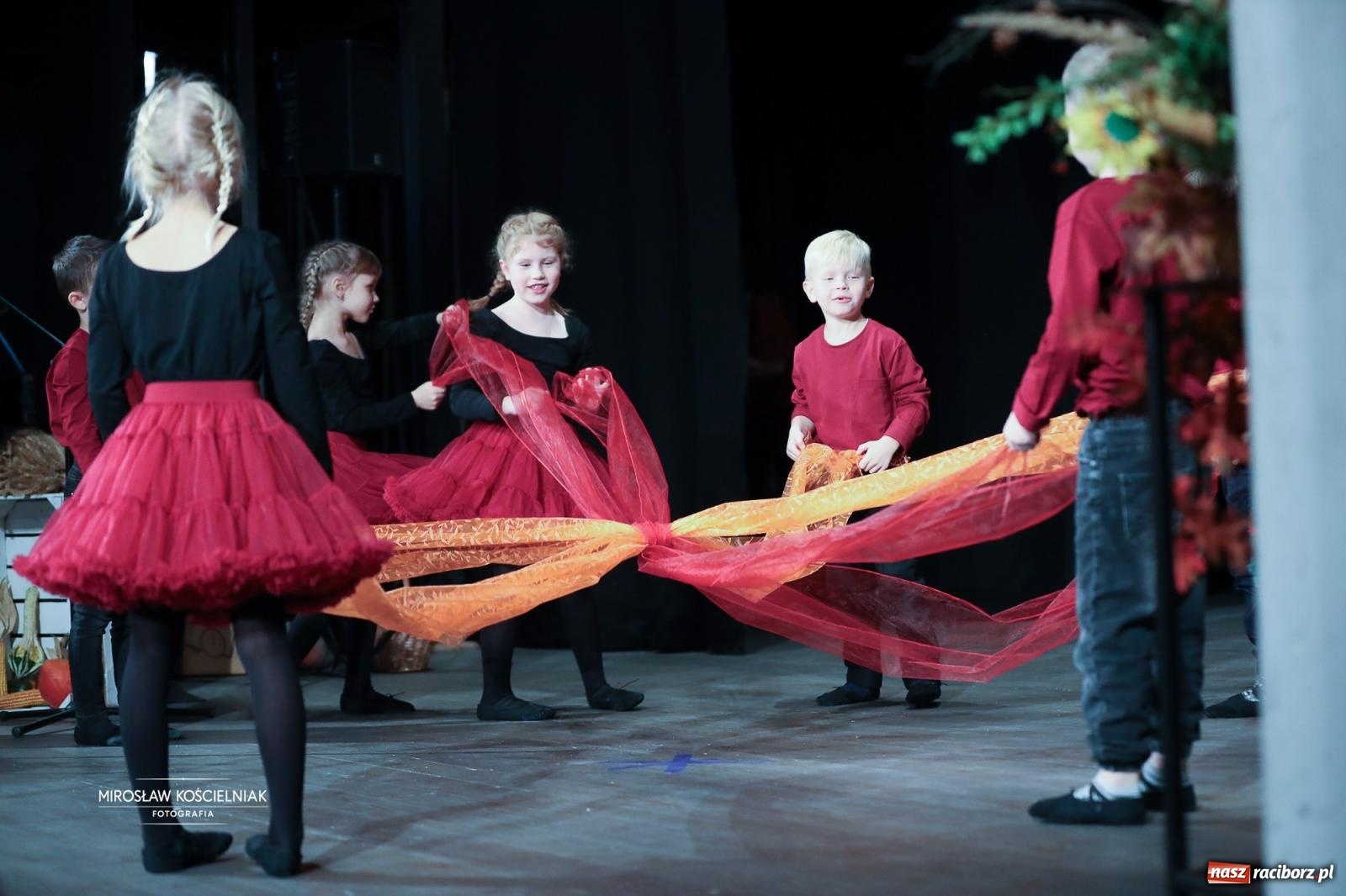 Zdjęcie w galerii na portalu naszraciborz.pl: 50-lecie Przedszkola nr 3 w Raciborzu w RCK Strzecha [FOTO i WIDEO] wiadomości z regionu