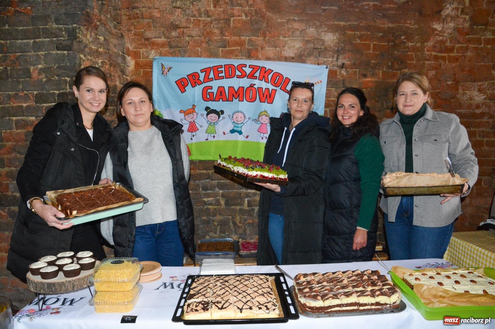 Zdjęcie w galerii na portalu naszraciborz.pl: Jarmark Rozmaitości w Sławikowie tym razem w starym browarze [FOTO i WIDEO] wiadomości z regionu