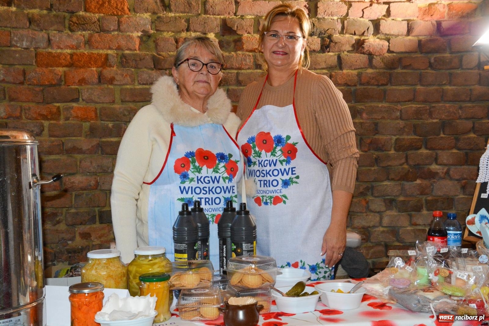 Zdjęcie w galerii na portalu naszraciborz.pl: Jarmark Rozmaitości w Sławikowie tym razem w starym browarze [FOTO i WIDEO] wiadomości z regionu