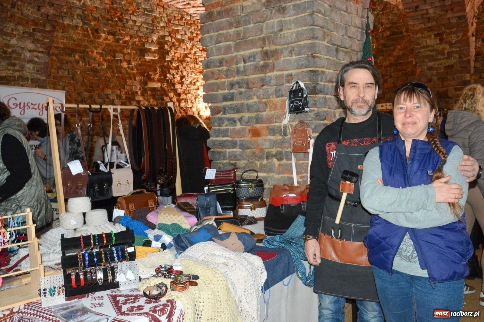 Zdjęcie w galerii na portalu naszraciborz.pl: Jarmark Rozmaitości w Sławikowie tym razem w starym browarze [FOTO i WIDEO] wiadomości z regionu