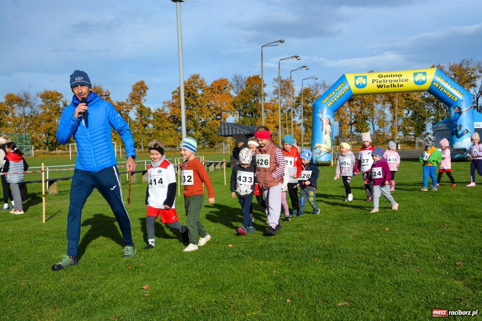 Zdjęcie w galerii na portalu naszraciborz.pl: Radosne przedpołudnie na sportowo w Pietrowicach Wielkich [FOTO i WIDEO] wiadomości z regionu