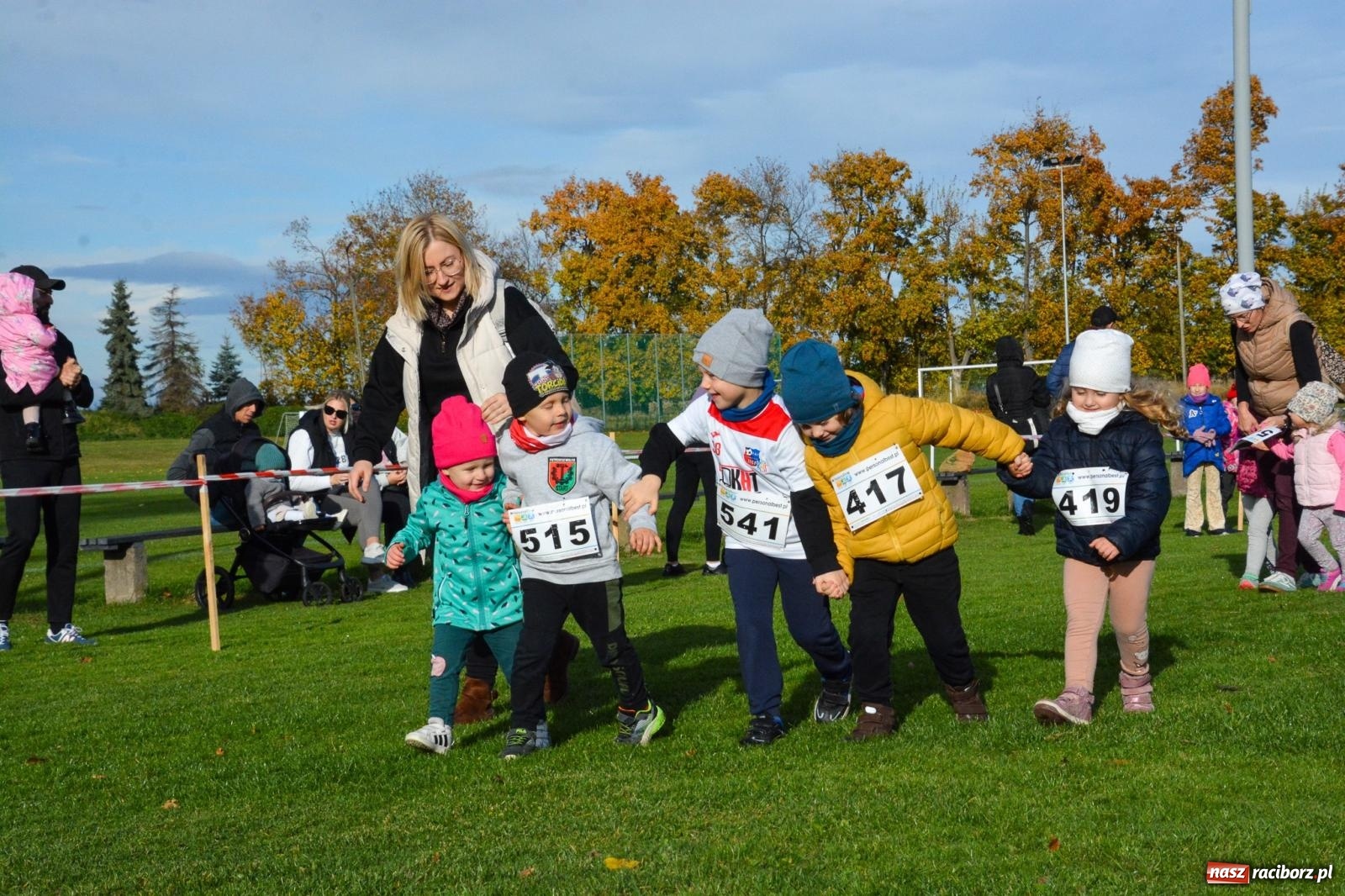 Zdjęcie w galerii na portalu naszraciborz.pl: Radosne przedpołudnie na sportowo w Pietrowicach Wielkich [FOTO i WIDEO] wiadomości z regionu