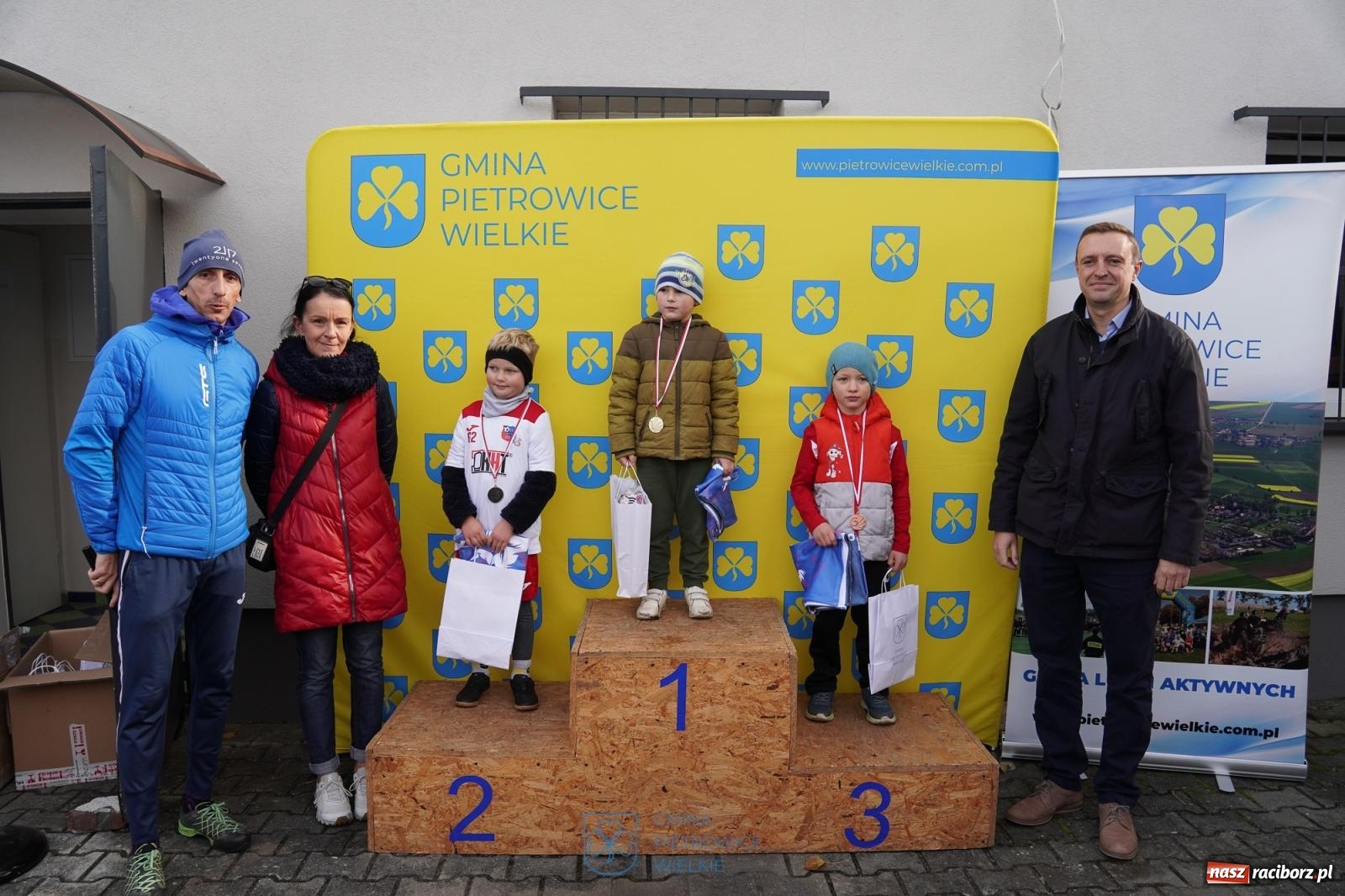 Zdjęcie w galerii na portalu naszraciborz.pl: Radosne przedpołudnie na sportowo w Pietrowicach Wielkich [FOTO i WIDEO] wiadomości z regionu