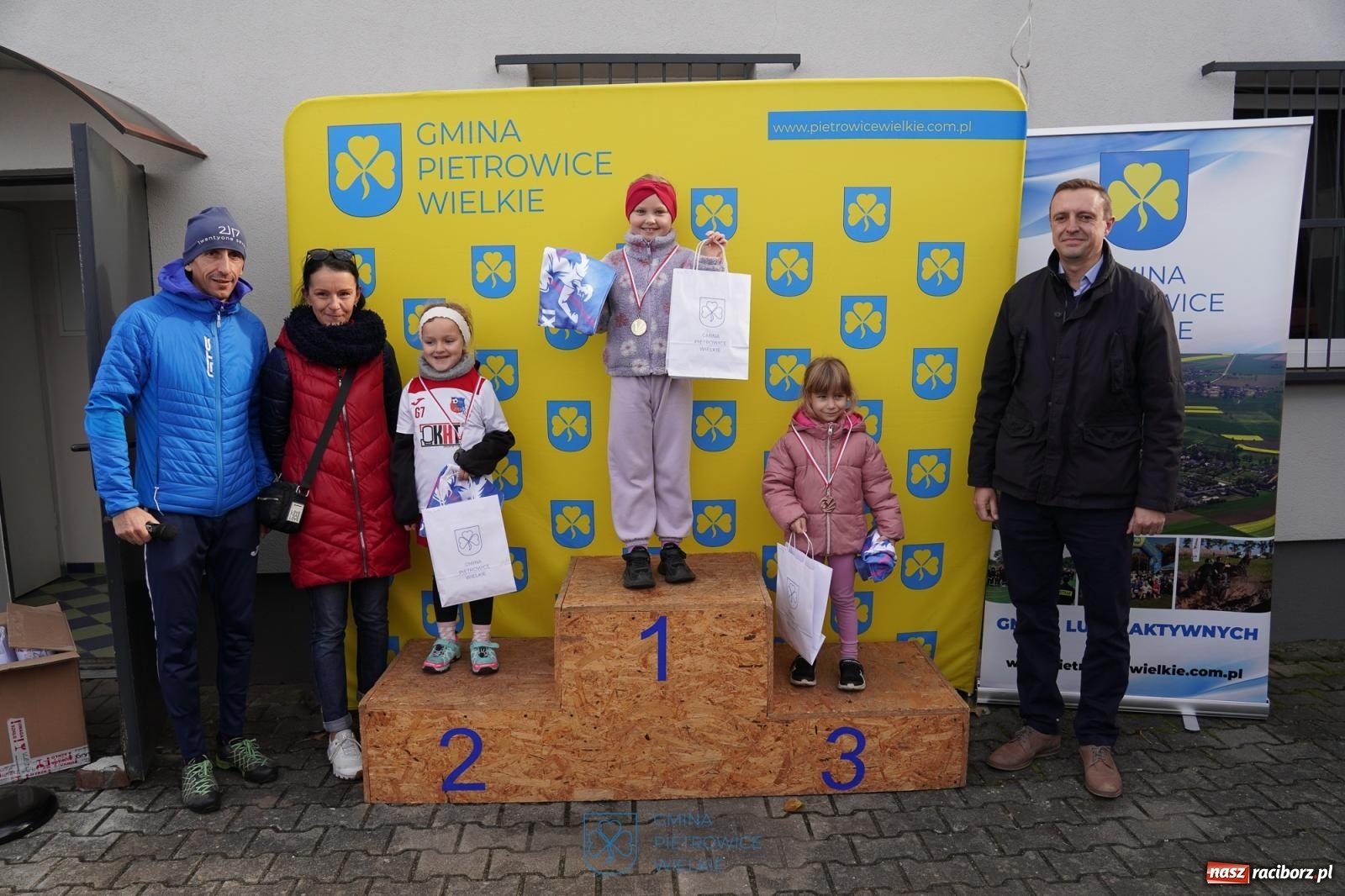 Zdjęcie w galerii na portalu naszraciborz.pl: Radosne przedpołudnie na sportowo w Pietrowicach Wielkich [FOTO i WIDEO] wiadomości z regionu