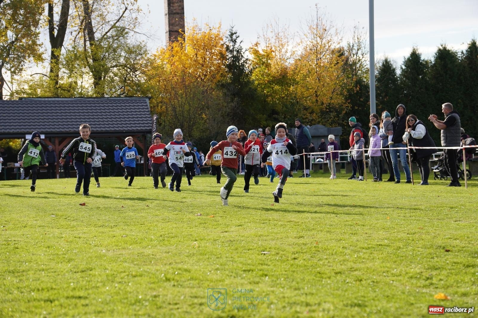 Zdjęcie w galerii na portalu naszraciborz.pl: Radosne przedpołudnie na sportowo w Pietrowicach Wielkich [FOTO i WIDEO] wiadomości z regionu