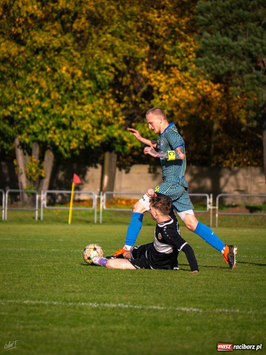 Zdjęcie w galerii na portalu naszraciborz.pl: Stal za silna dla Górnika. Kuźnia górą nad Pszowem [FOTO] wiadomości z regionu