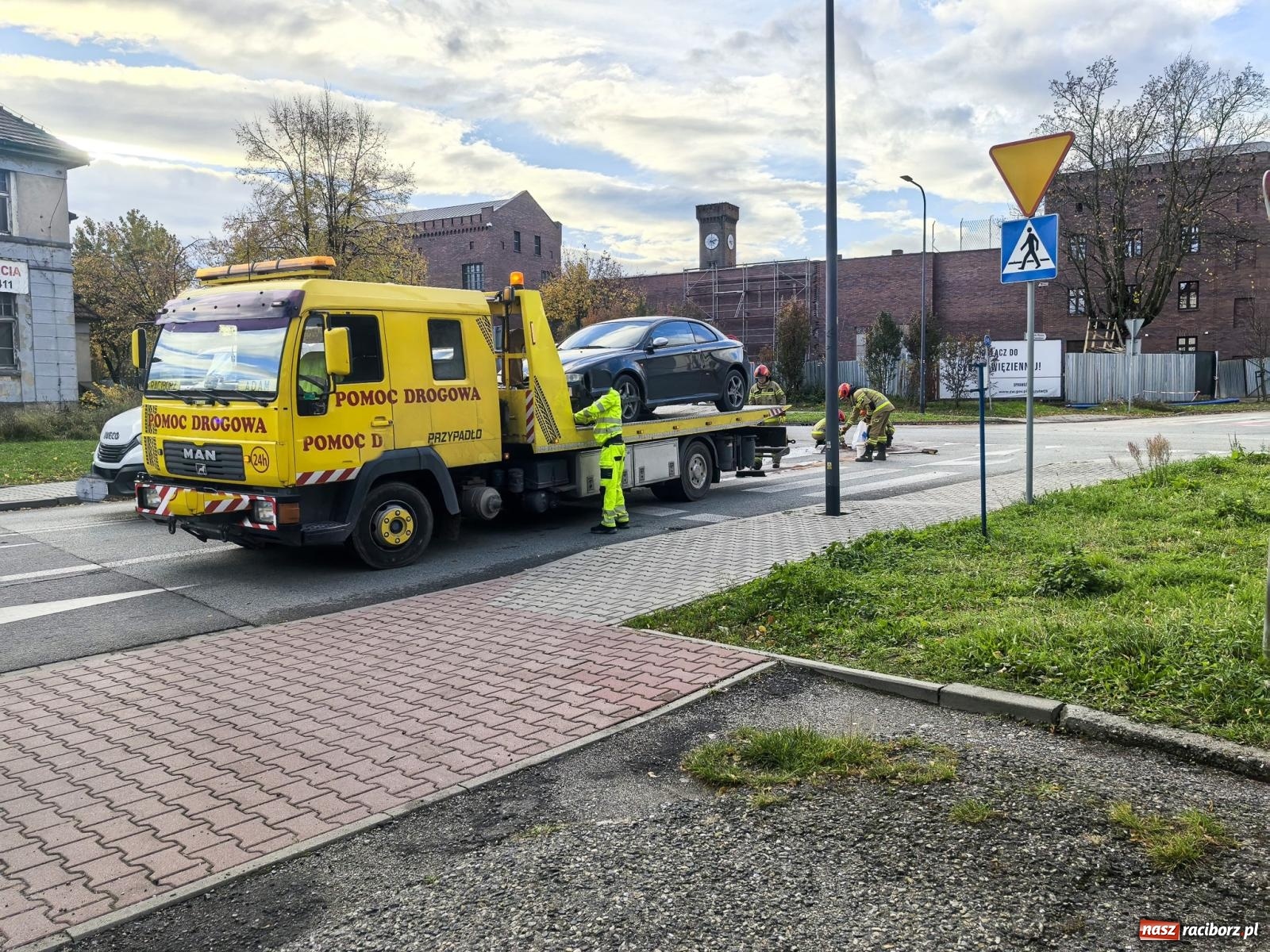 Zdjęcie w galerii na portalu naszraciborz.pl: Niebezpieczne dni w Raciborzu – strażacy interweniowali w dramatycznych sytuacjach wiadomości z regionu