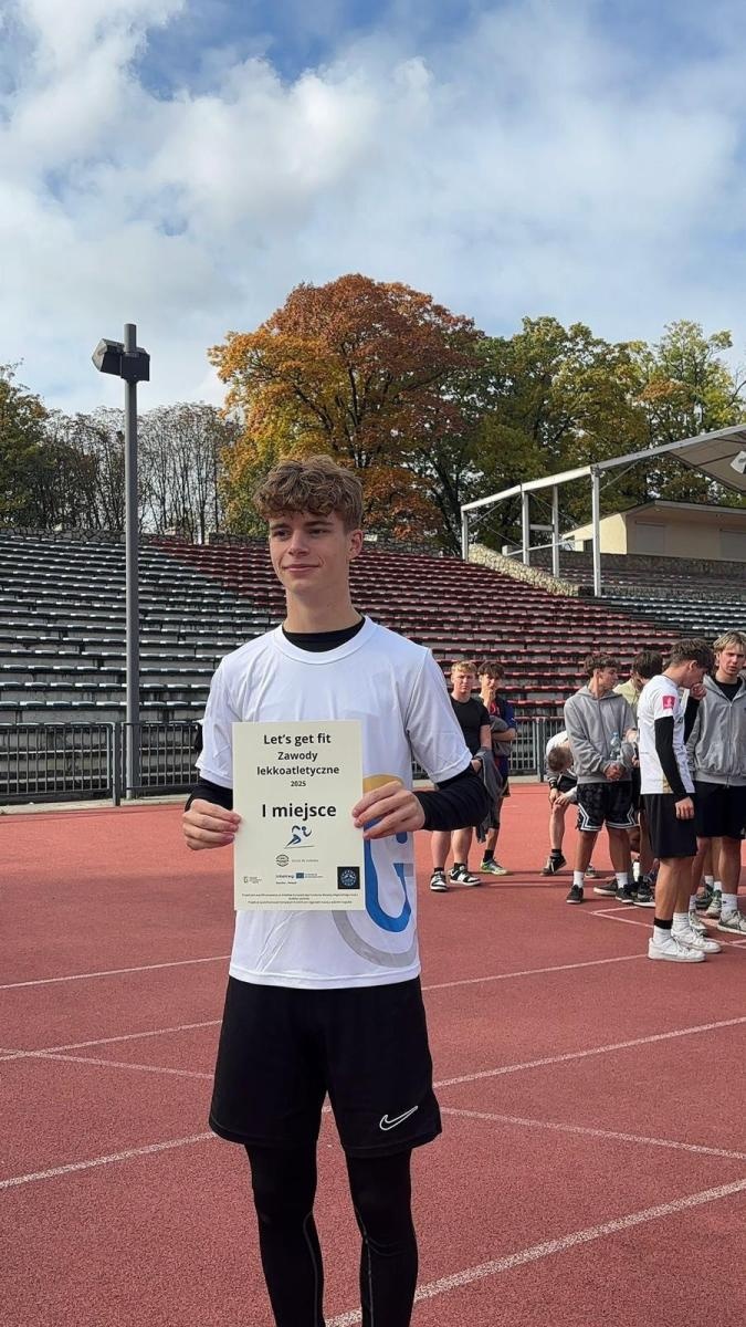 Zdjęcie w galerii na portalu naszraciborz.pl: Sport bez granic – polsko-czeskie zmagania młodzieży w raciborskim Ekonomiku wiadomości z regionu