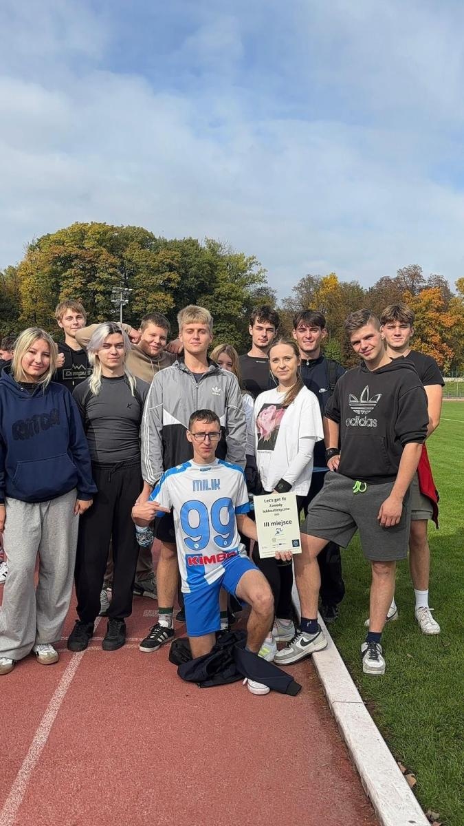 Zdjęcie w galerii na portalu naszraciborz.pl: Sport bez granic – polsko-czeskie zmagania młodzieży w raciborskim Ekonomiku wiadomości z regionu