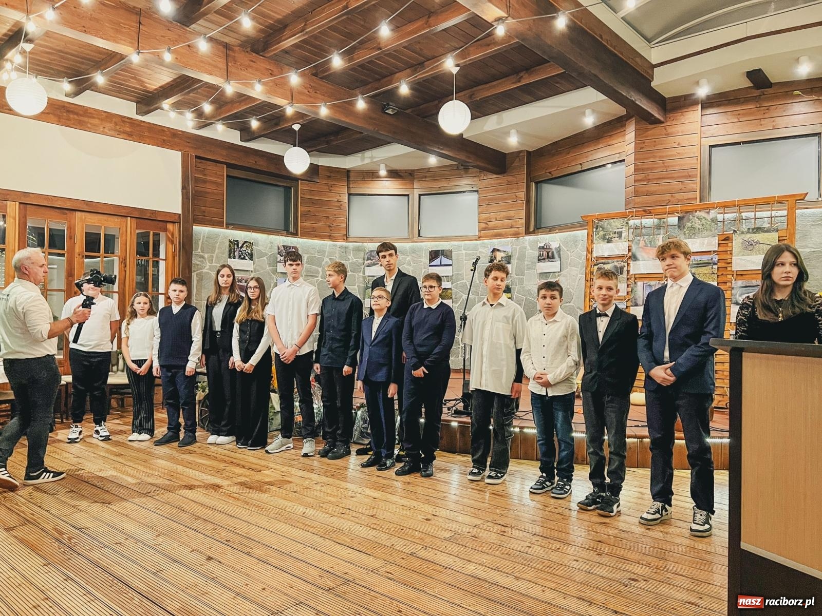 Zdjęcie w galerii na portalu naszraciborz.pl: Skarby przeszłości. Uroczysta gala podsumowująca 760-lecie nadania Krzanowicom praw miejskich wiadomości z regionu