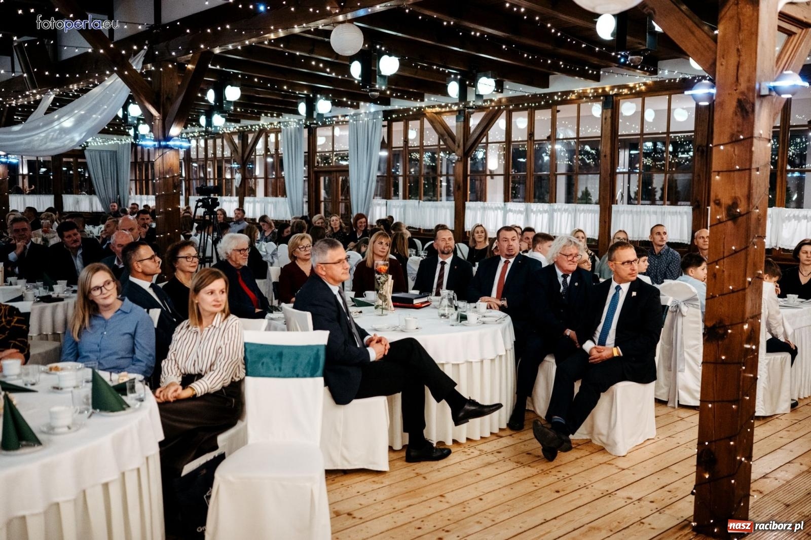 Zdjęcie w galerii na portalu naszraciborz.pl: Skarby przeszłości. Uroczysta gala podsumowująca 760-lecie nadania Krzanowicom praw miejskich wiadomości z regionu