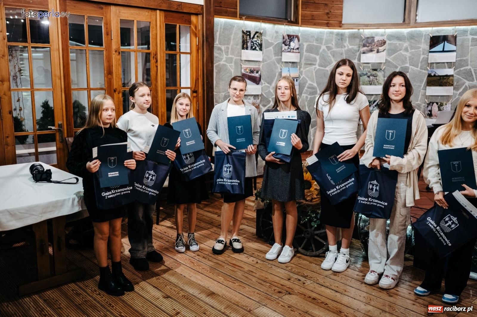 Zdjęcie w galerii na portalu naszraciborz.pl: Skarby przeszłości. Uroczysta gala podsumowująca 760-lecie nadania Krzanowicom praw miejskich wiadomości z regionu