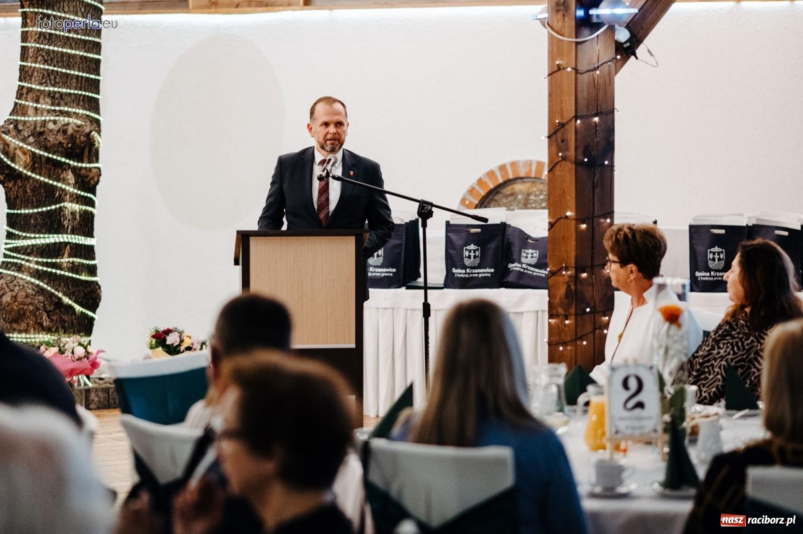 Zdjęcie w galerii na portalu naszraciborz.pl: Skarby przeszłości. Uroczysta gala podsumowująca 760-lecie nadania Krzanowicom praw miejskich wiadomości z regionu