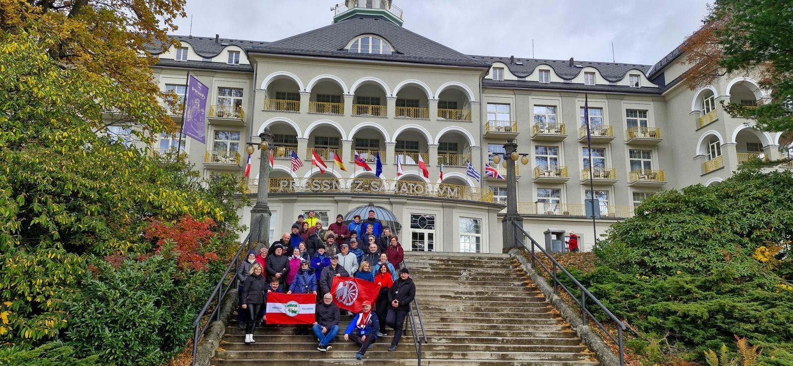 Zdjęcie w galerii na portalu naszraciborz.pl: Wyprawa na Dlouhé Stráne. Raciborzanie odkrywali Jaskinię na Szpiczaku i czeskie uzdrowisko Grafenberg wiadomości z regionu