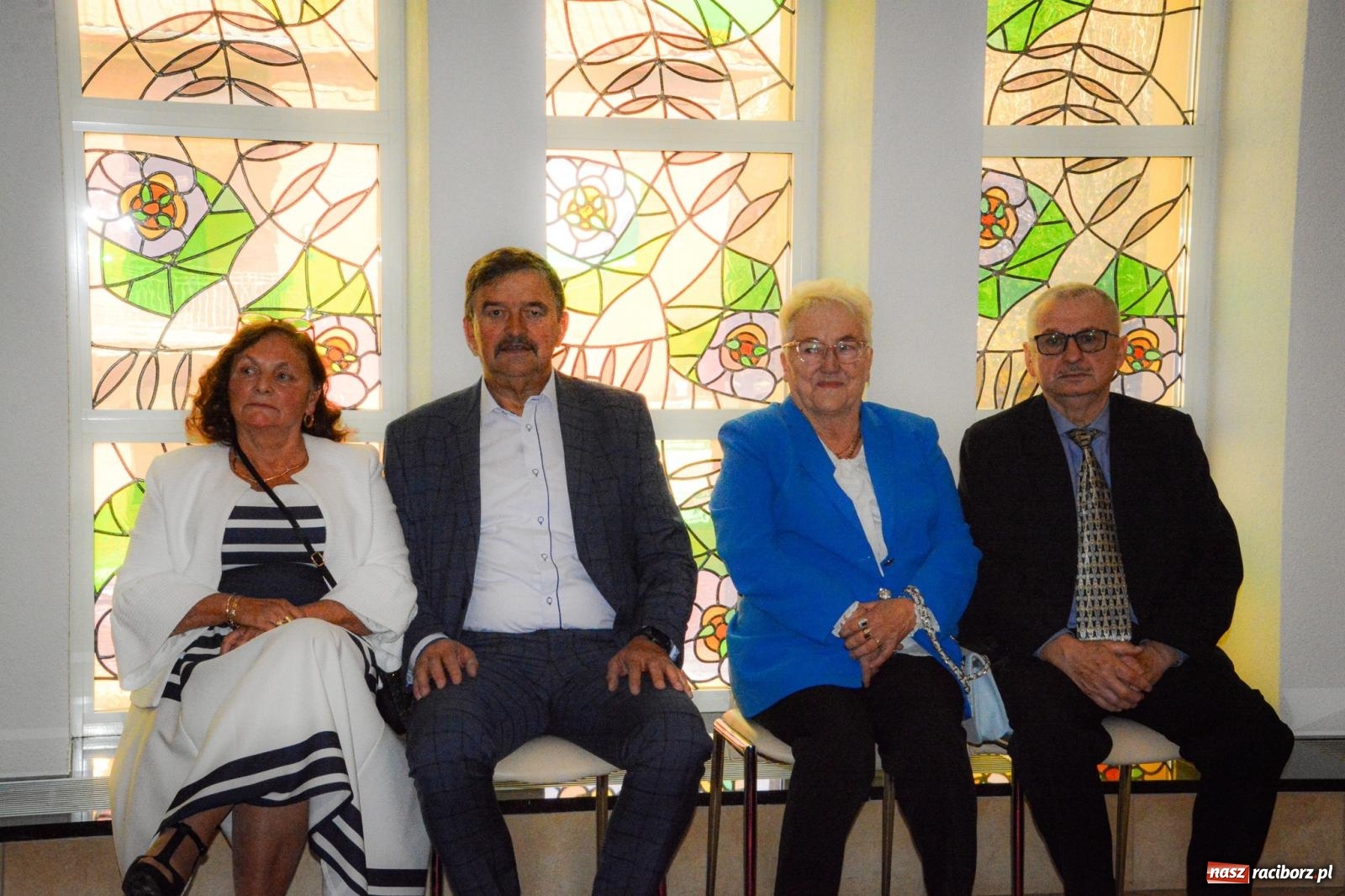 Zdjęcie w galerii na portalu naszraciborz.pl: Złote gody w Raciborzu - osiem par świętowało w USC wiadomości z regionu