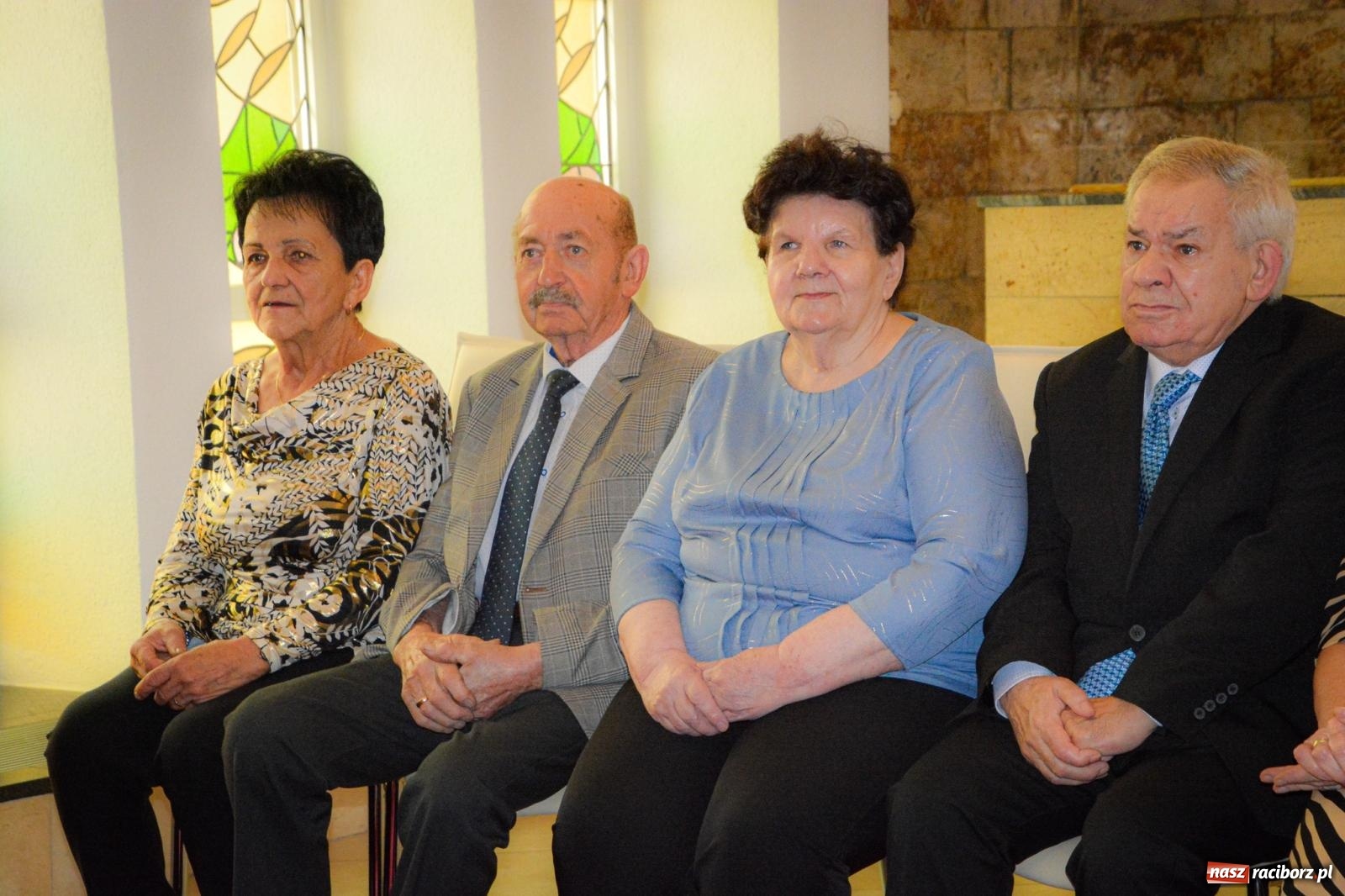 Zdjęcie w galerii na portalu naszraciborz.pl: Złote gody w Raciborzu - osiem par świętowało w USC wiadomości z regionu