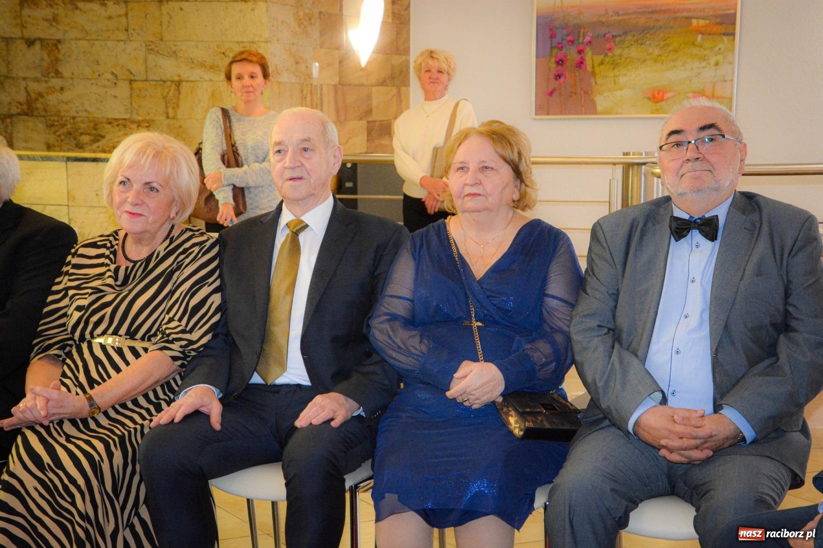 Zdjęcie w galerii na portalu naszraciborz.pl: Złote gody w Raciborzu - osiem par świętowało w USC wiadomości z regionu