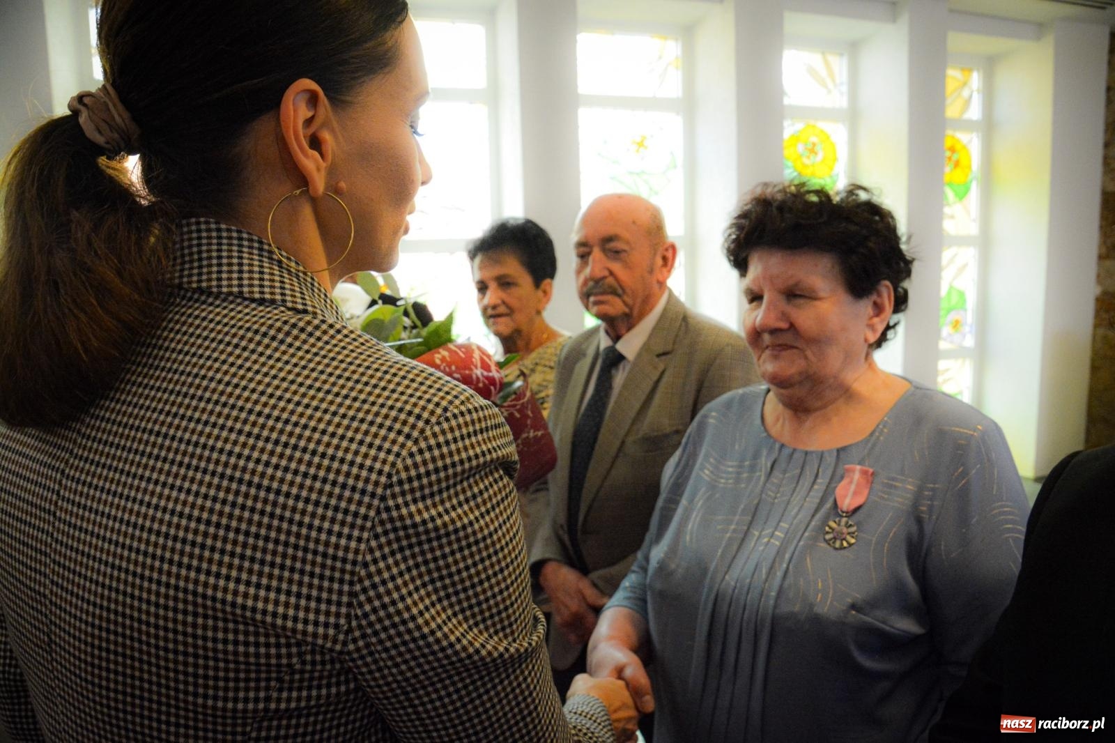 Zdjęcie w galerii na portalu naszraciborz.pl: Złote gody w Raciborzu - osiem par świętowało w USC wiadomości z regionu