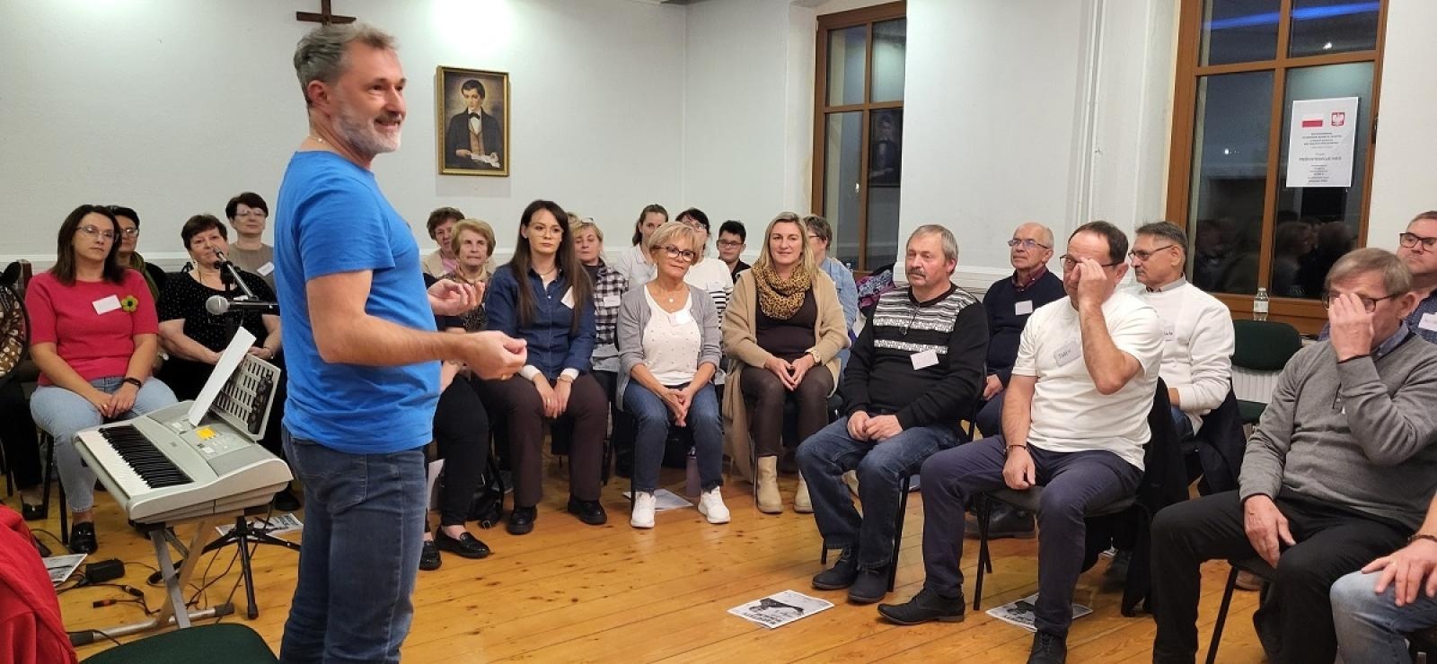 Zdjęcie w galerii na portalu naszraciborz.pl: Pieśń integruje wieś. Tym razem Kobylę wiadomości z regionu