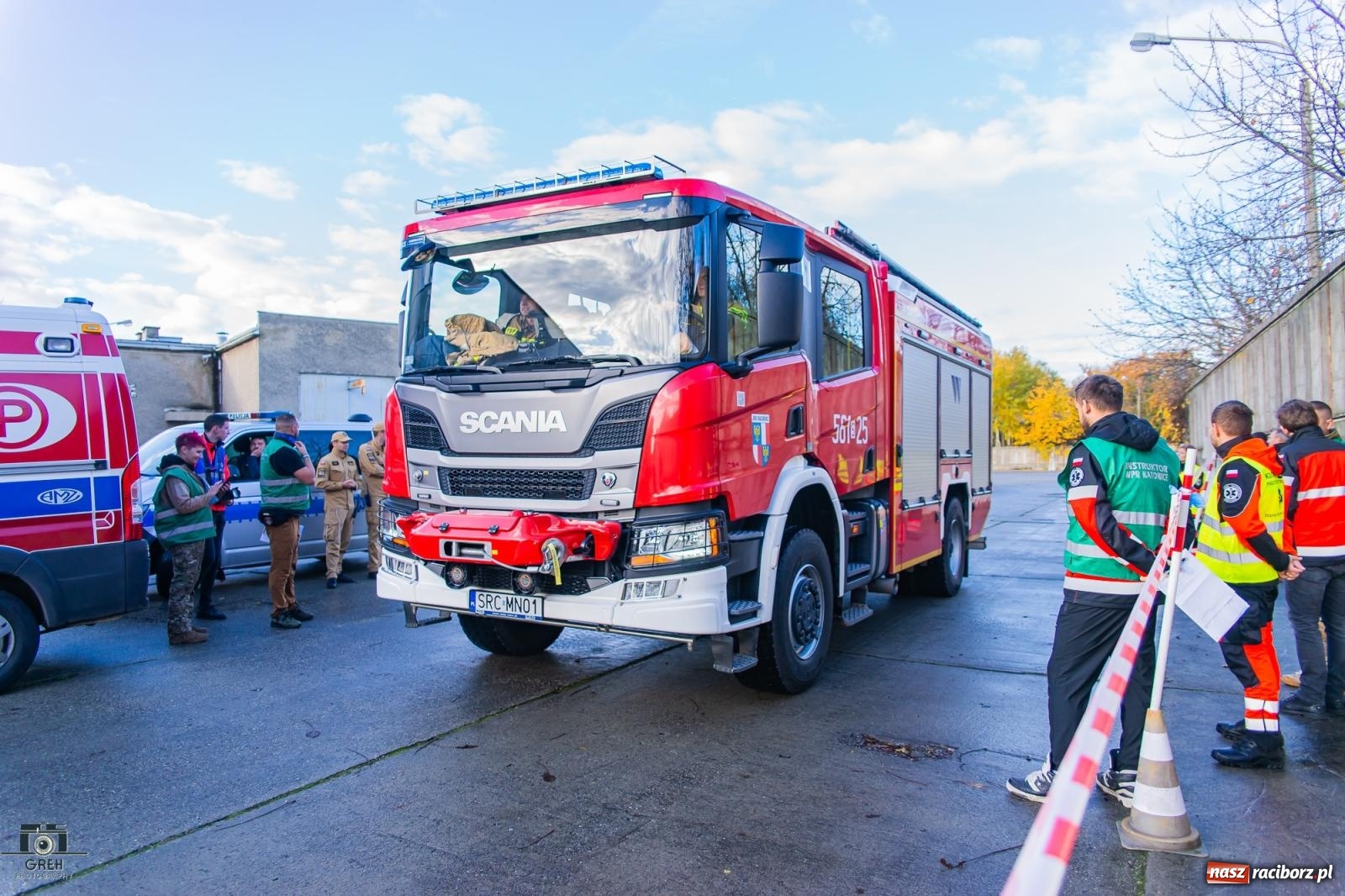 Zdjęcie w galerii na portalu naszraciborz.pl: Służby w akcji przy Cegielnianej. Powiatowe manewry w Raciborzu [FOTO i WIDEO] wiadomości z regionu