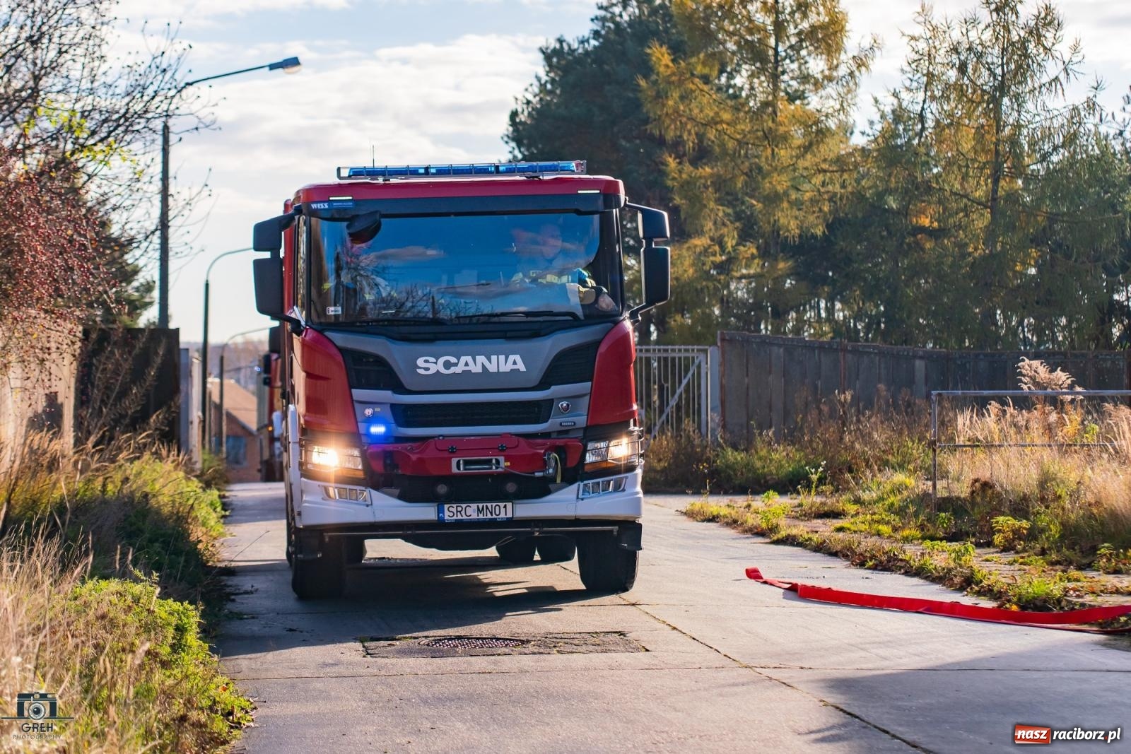 Zdjęcie w galerii na portalu naszraciborz.pl: Służby w akcji przy Cegielnianej. Powiatowe manewry w Raciborzu [FOTO i WIDEO] wiadomości z regionu