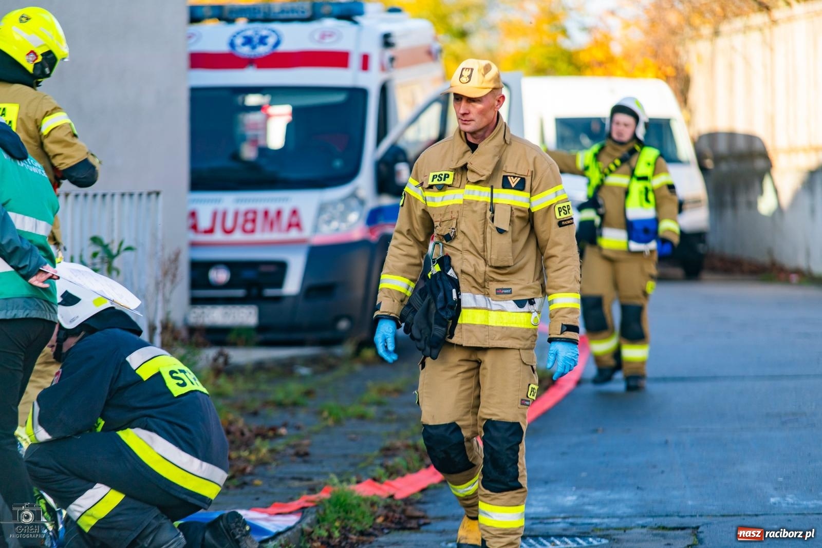 Zdjęcie w galerii na portalu naszraciborz.pl: Służby w akcji przy Cegielnianej. Powiatowe manewry w Raciborzu [FOTO i WIDEO] wiadomości z regionu
