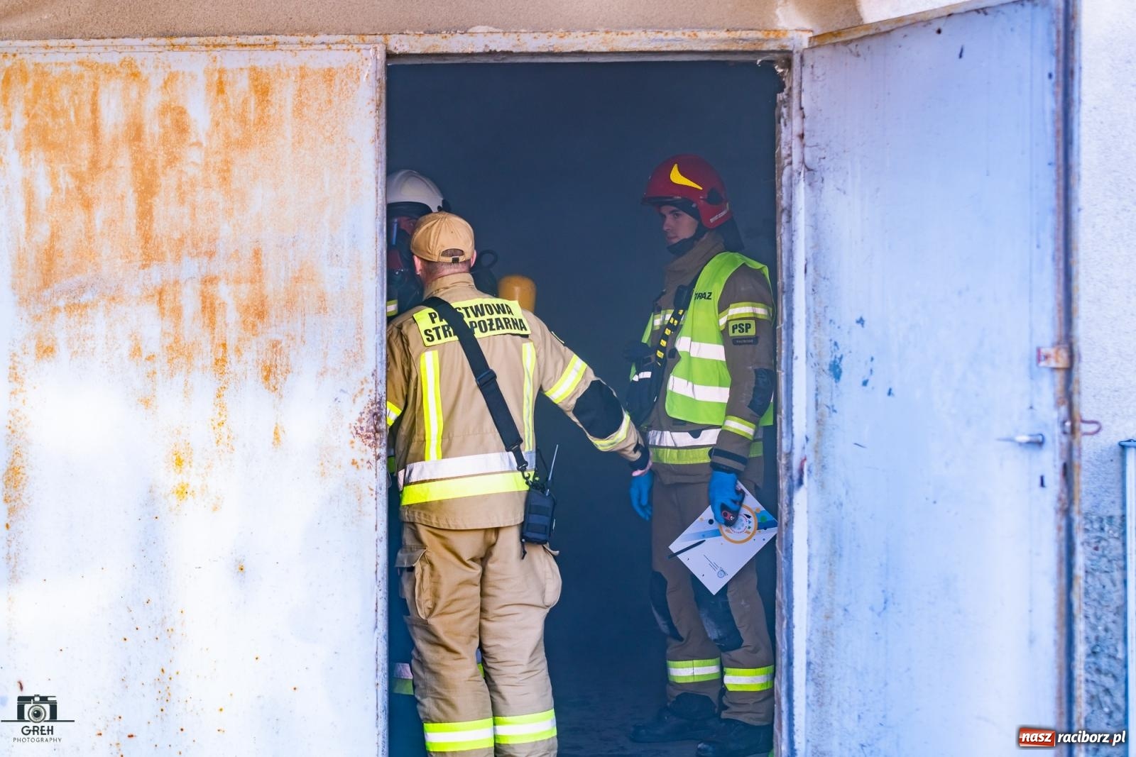 Zdjęcie w galerii na portalu naszraciborz.pl: Służby w akcji przy Cegielnianej. Powiatowe manewry w Raciborzu [FOTO i WIDEO] wiadomości z regionu