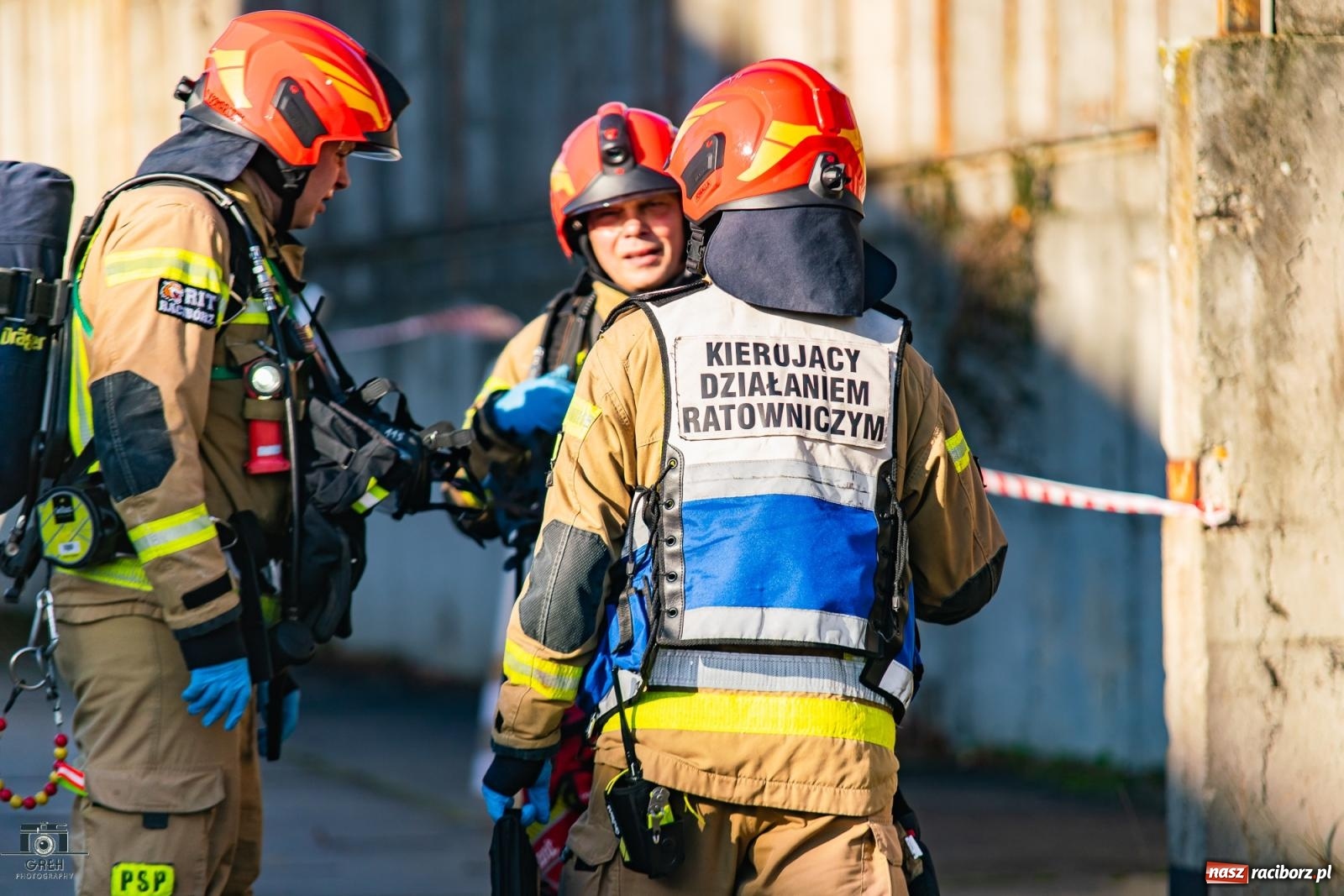 Zdjęcie w galerii na portalu naszraciborz.pl: Służby w akcji przy Cegielnianej. Powiatowe manewry w Raciborzu [FOTO i WIDEO] wiadomości z regionu