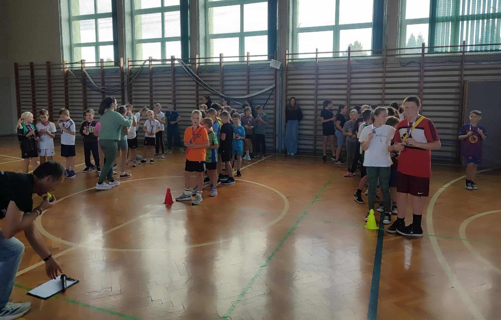 Zdjęcie w galerii na portalu naszraciborz.pl: Lekkoatletyka z Orlika. O co w tym wszystkim chodzi? wiadomości z regionu