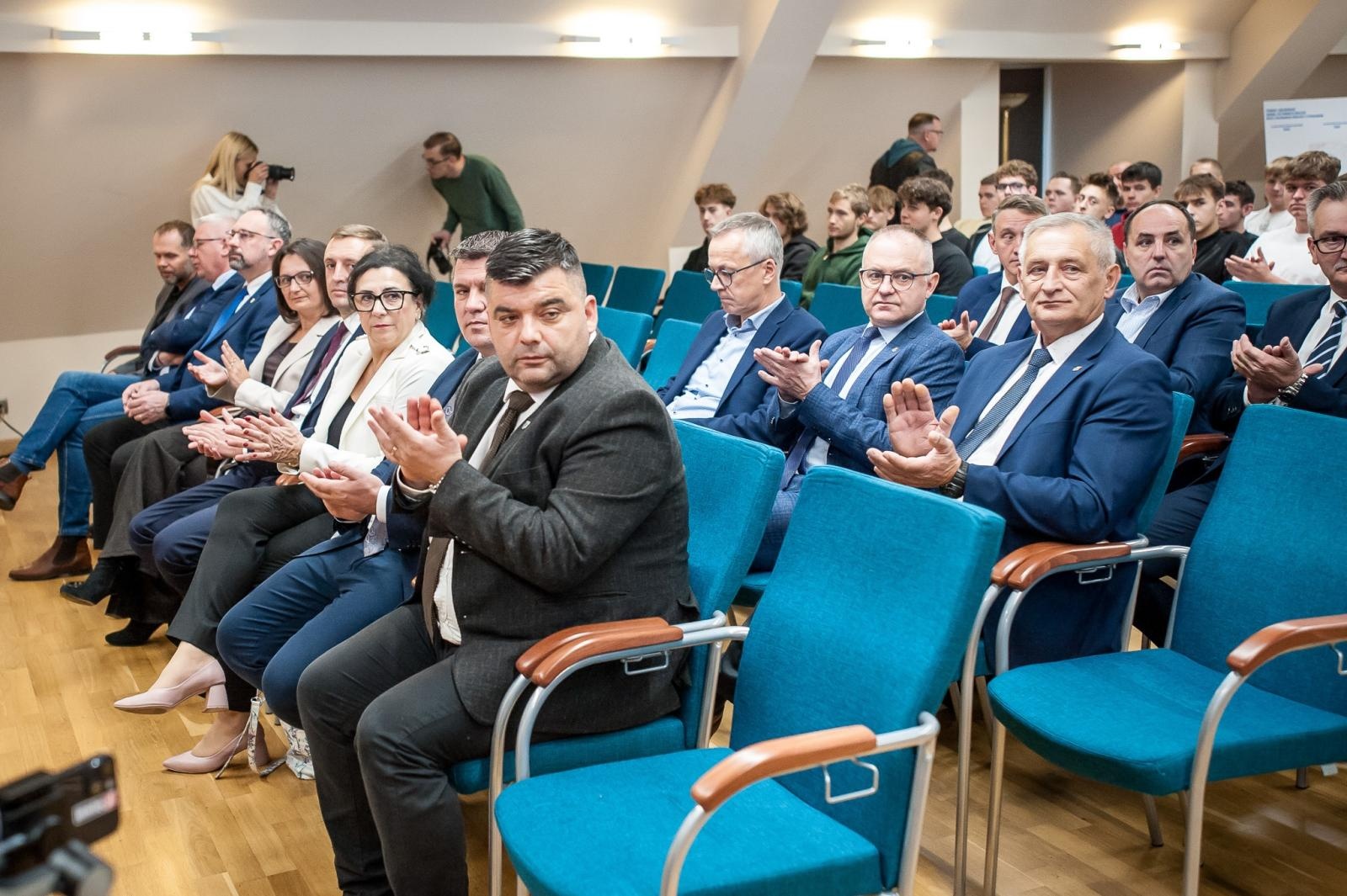 Zdjęcie w galerii na portalu naszraciborz.pl: Scalanie gruntów - inwestycja w rozwój wsi i rolnictwa Powiatu Raciborskiego [FOTO i WIDEO] wiadomości z regionu