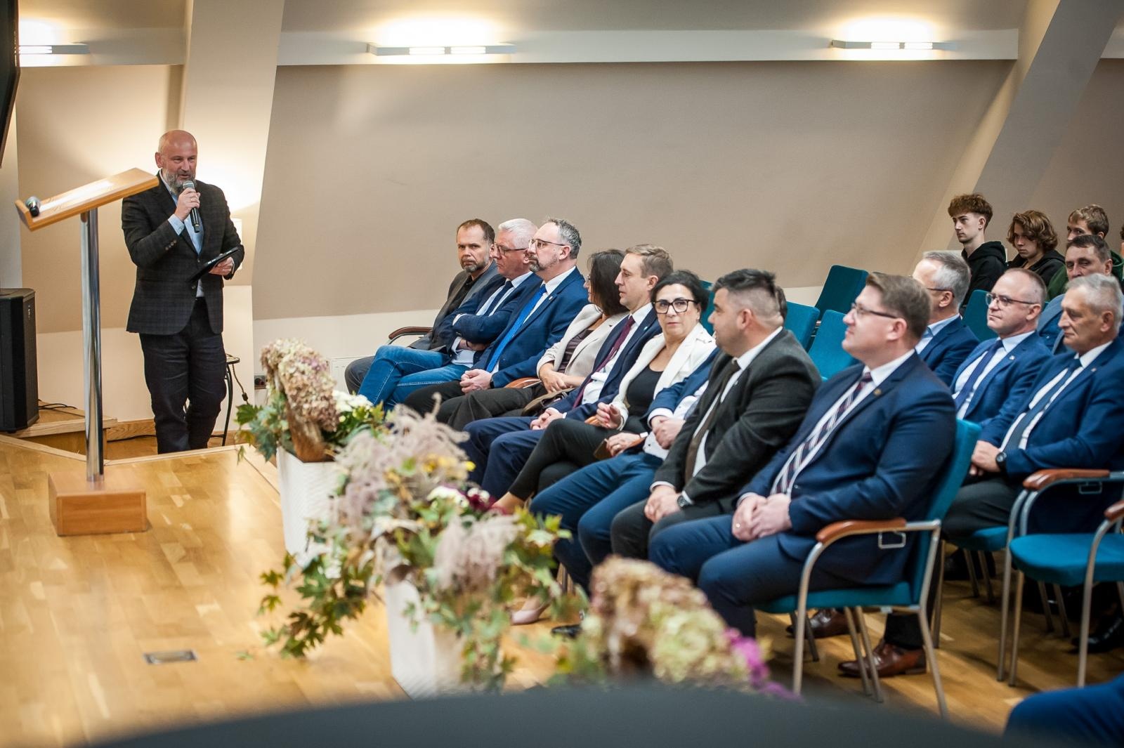 Zdjęcie w galerii na portalu naszraciborz.pl: Scalanie gruntów - inwestycja w rozwój wsi i rolnictwa Powiatu Raciborskiego [FOTO i WIDEO] wiadomości z regionu