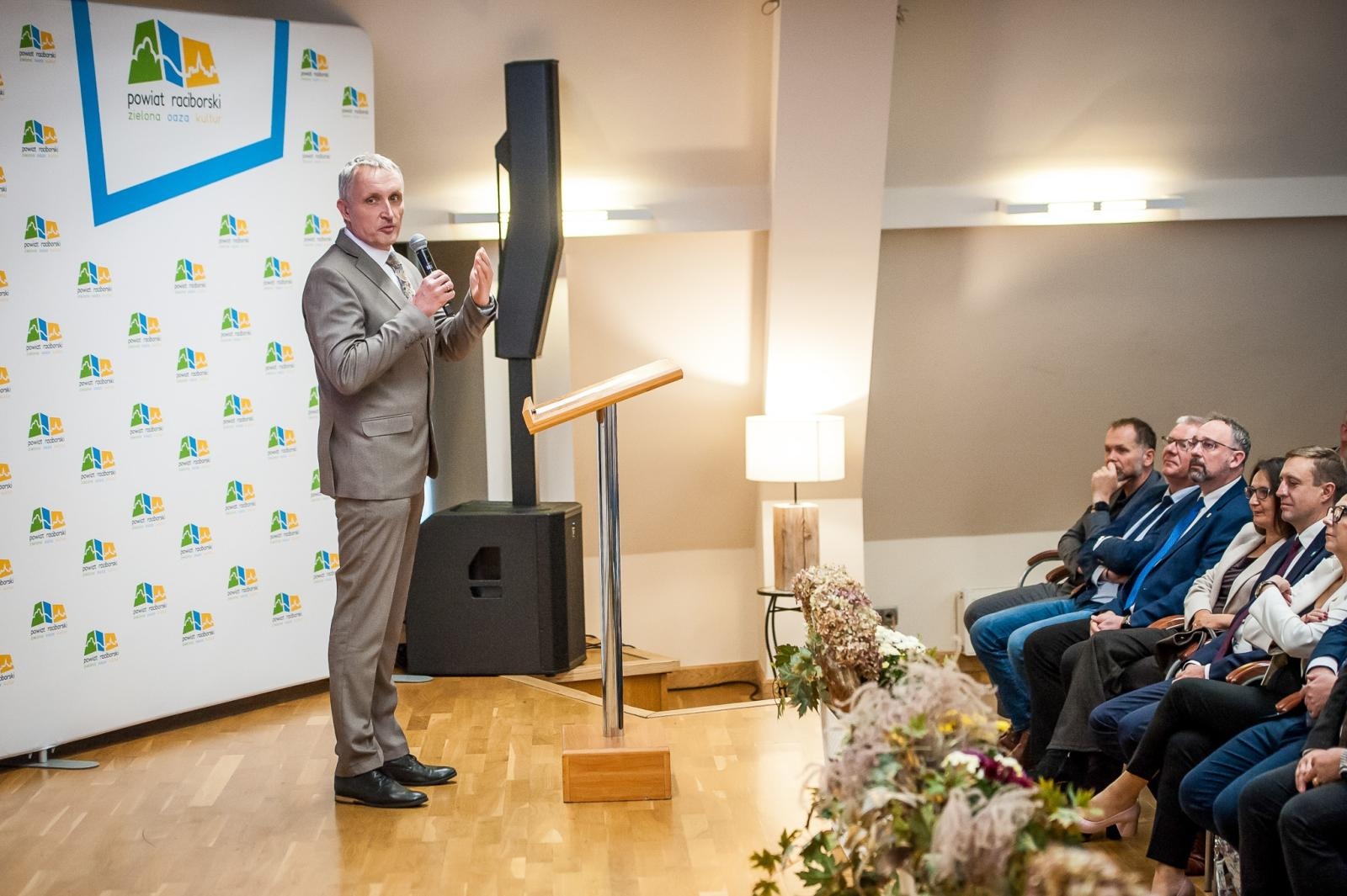 Zdjęcie w galerii na portalu naszraciborz.pl: Scalanie gruntów - inwestycja w rozwój wsi i rolnictwa Powiatu Raciborskiego [FOTO i WIDEO] wiadomości z regionu