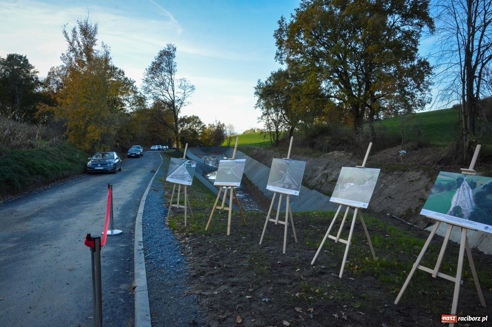 Zdjęcie w galerii na portalu naszraciborz.pl: W Pawłowie oddano do użytku zbiorniki retencyjne. Mają zapobiec podtopieniom wsi [FOTO i WIDEO] wiadomości z regionu