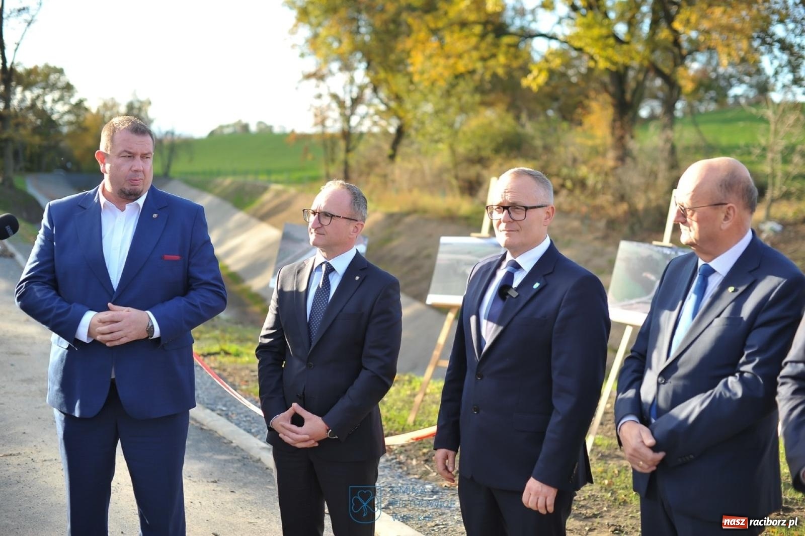 Zdjęcie w galerii na portalu naszraciborz.pl: W Pawłowie oddano do użytku zbiorniki retencyjne. Mają zapobiec podtopieniom wsi [FOTO i WIDEO] wiadomości z regionu
