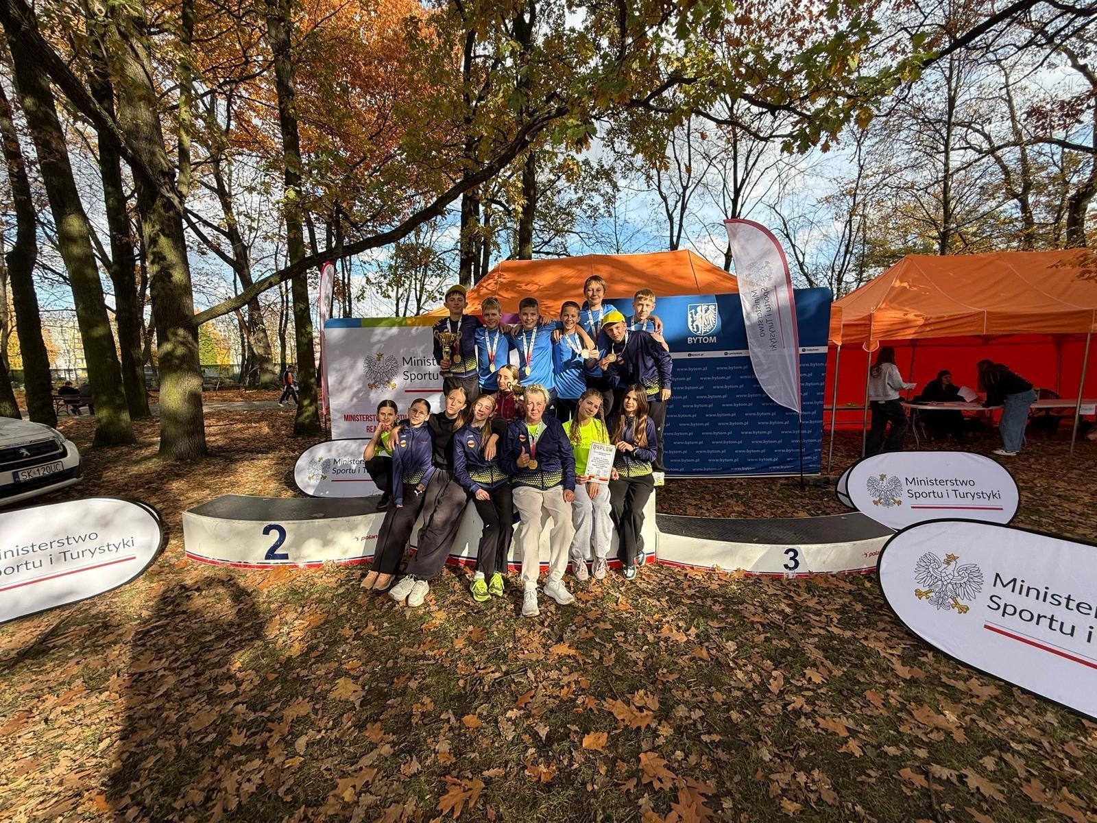 Zdjęcie w galerii na portalu naszraciborz.pl: Z Raciborza na najwyższy stopień podium – uczniowie ZSOMS Mistrzami Polski! wiadomości z regionu