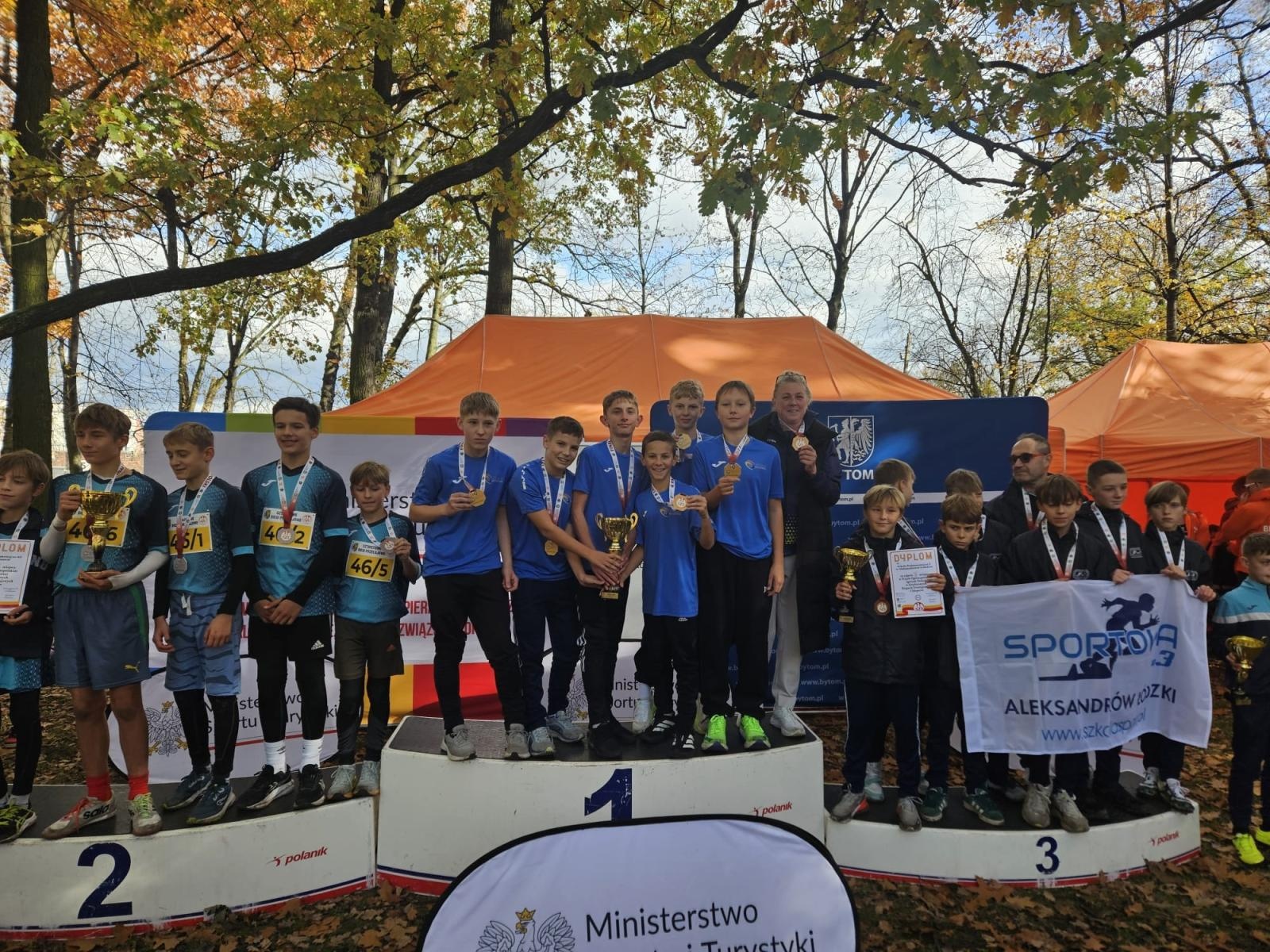 Zdjęcie w galerii na portalu naszraciborz.pl: Z Raciborza na najwyższy stopień podium – uczniowie ZSOMS Mistrzami Polski! wiadomości z regionu