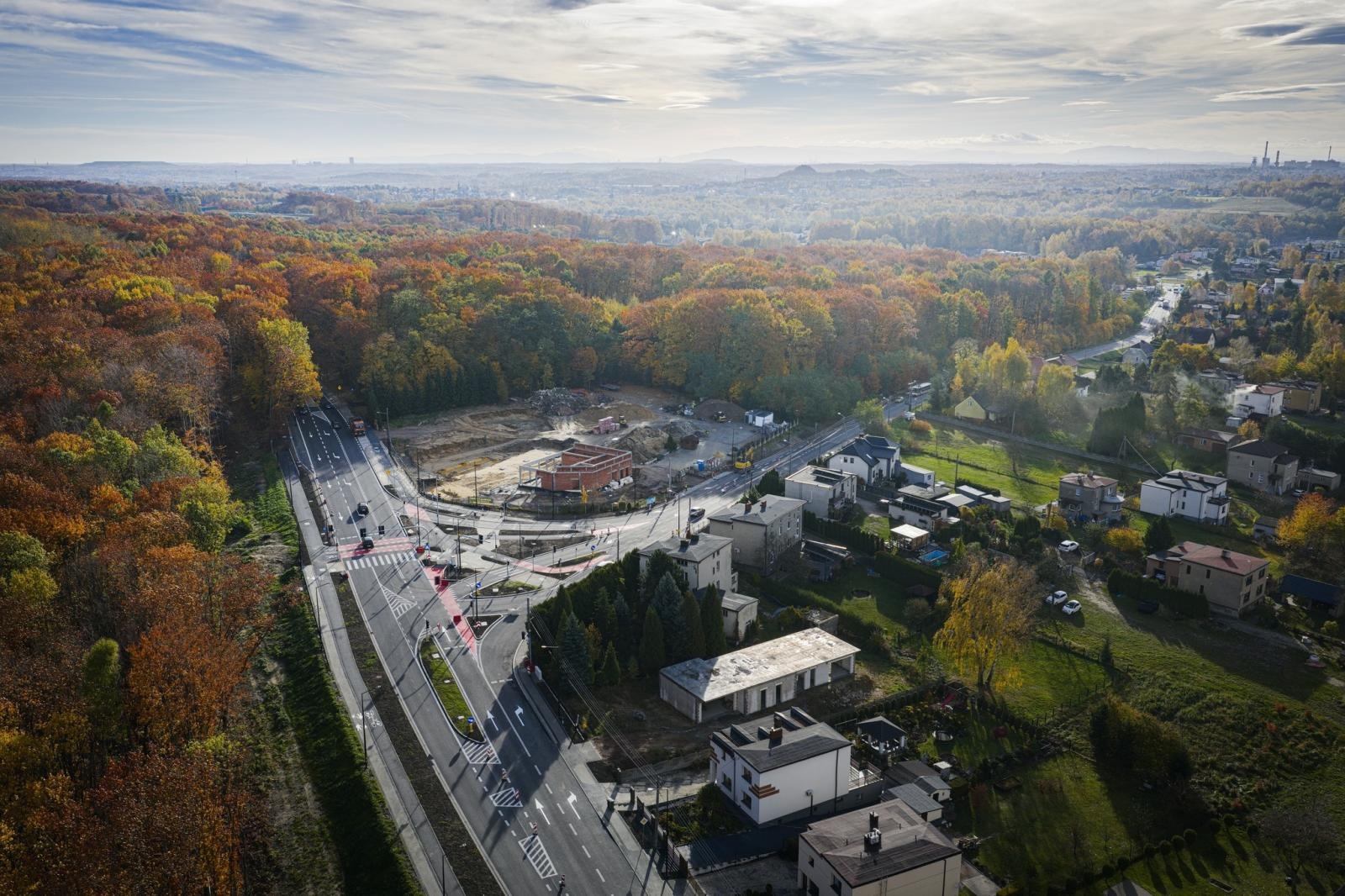 Zdjęcie w galerii na portalu naszraciborz.pl: Skrzyżowanie ulic Raciborskiej i Sportowej gotowe wiadomości z regionu