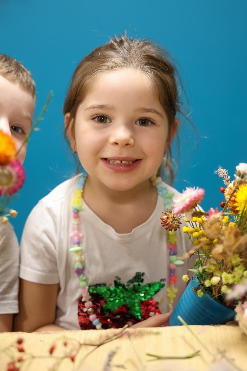 Zdjęcie w galerii na portalu naszraciborz.pl: Galeria kolorowych uśmiechów Małych Odkrywców i ich nowe pasje wiadomości z regionu
