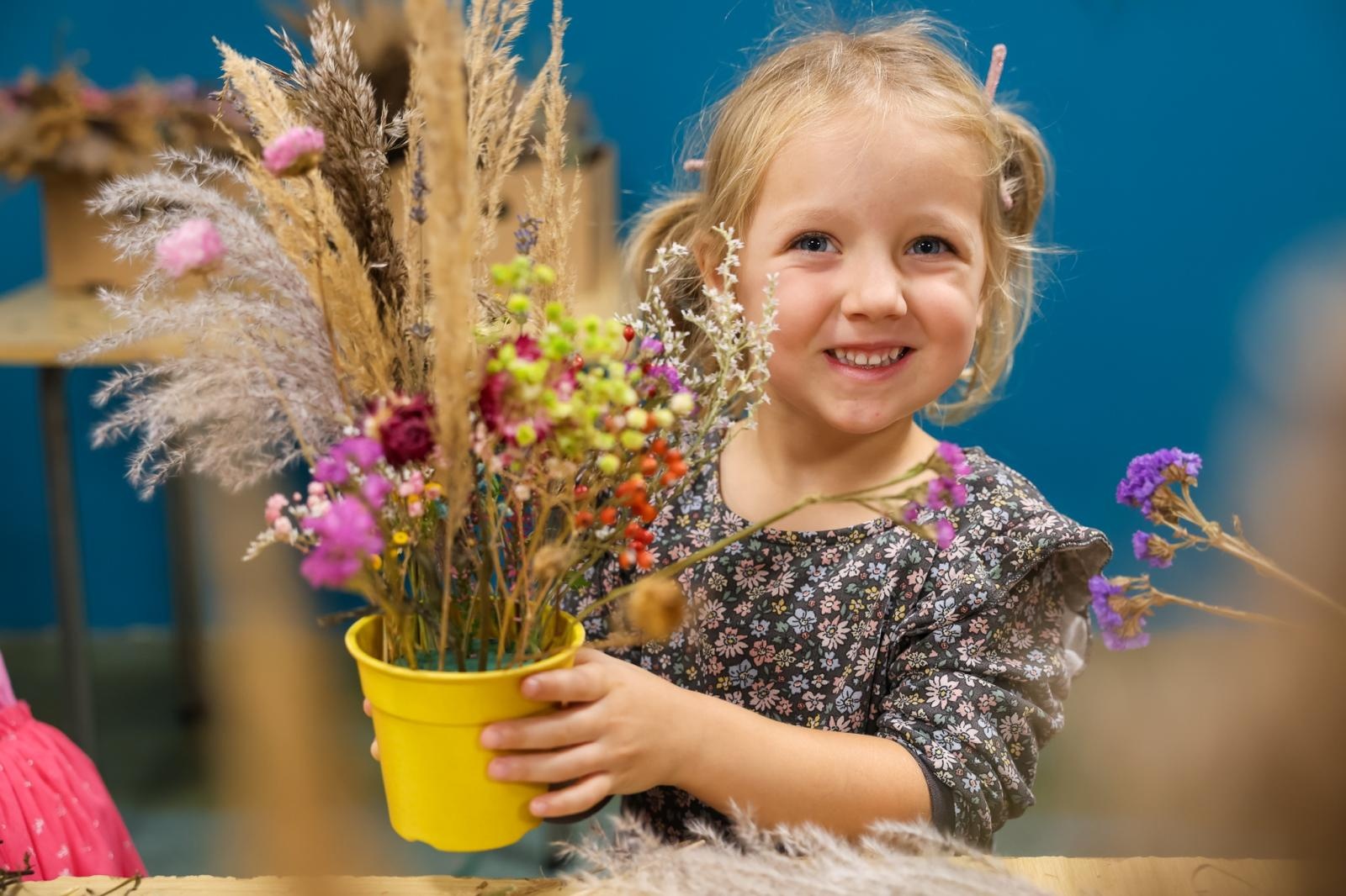 Zdjęcie w galerii na portalu naszraciborz.pl: Galeria kolorowych uśmiechów Małych Odkrywców i ich nowe pasje wiadomości z regionu