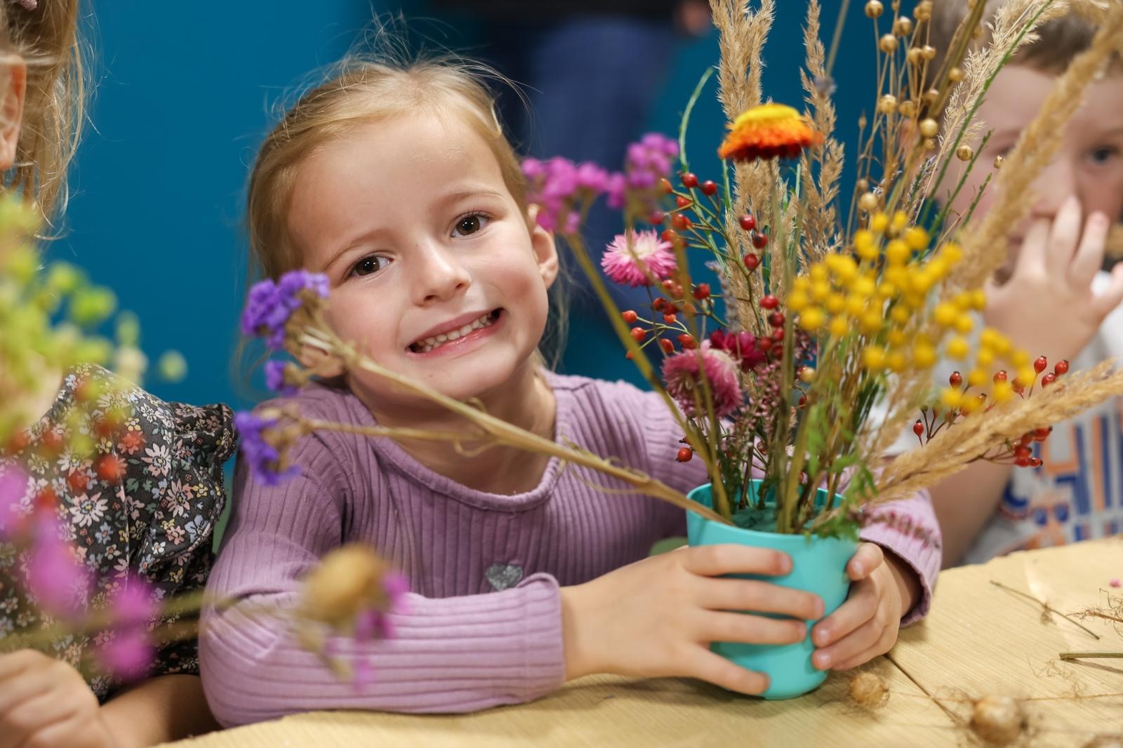 Zdjęcie w galerii na portalu naszraciborz.pl: Galeria kolorowych uśmiechów Małych Odkrywców i ich nowe pasje wiadomości z regionu