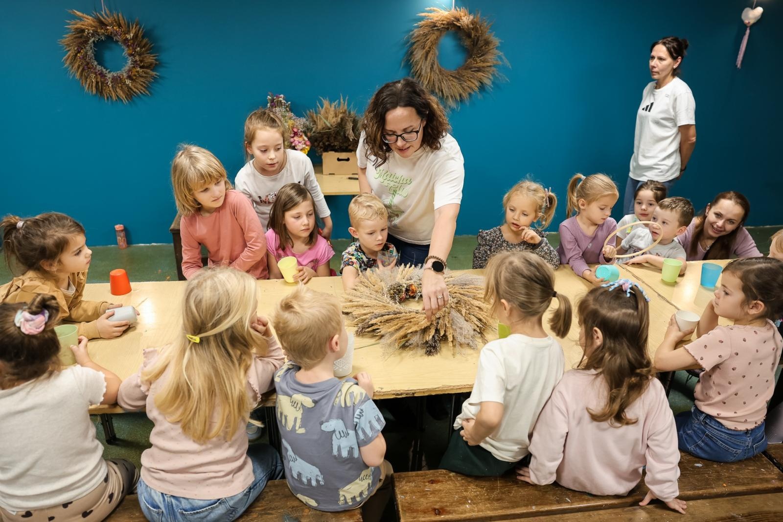 Zdjęcie w galerii na portalu naszraciborz.pl: Galeria kolorowych uśmiechów Małych Odkrywców i ich nowe pasje wiadomości z regionu