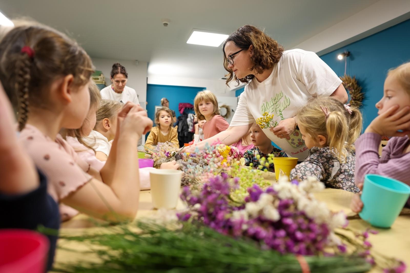 Zdjęcie w galerii na portalu naszraciborz.pl: Galeria kolorowych uśmiechów Małych Odkrywców i ich nowe pasje wiadomości z regionu