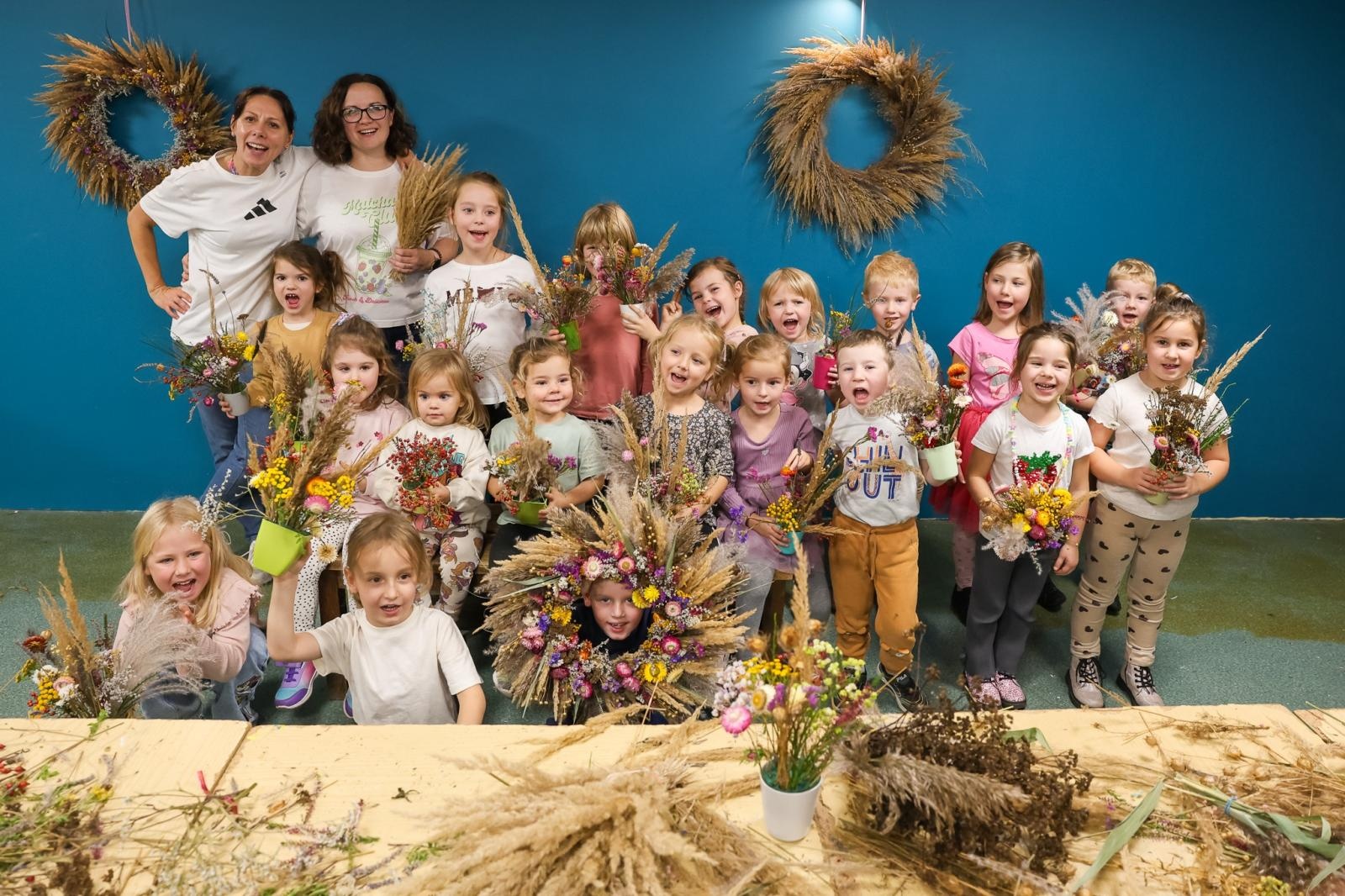 Zdjęcie w galerii na portalu naszraciborz.pl: Galeria kolorowych uśmiechów Małych Odkrywców i ich nowe pasje wiadomości z regionu