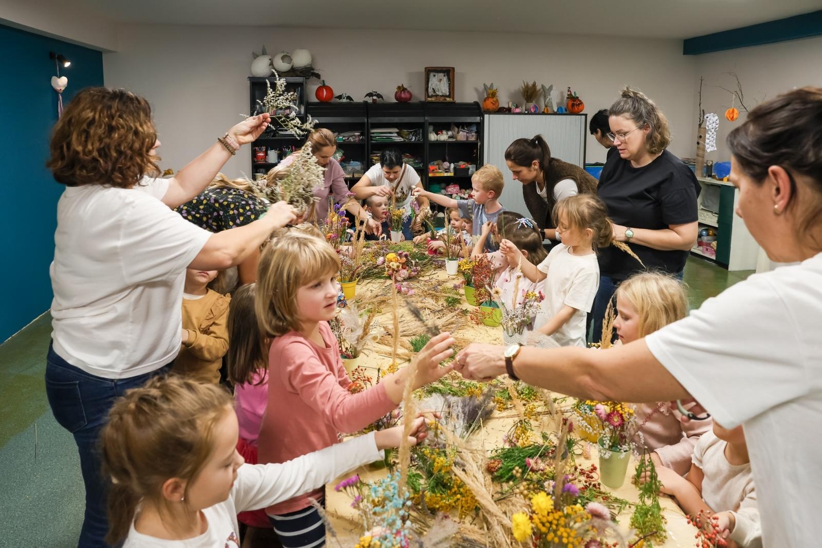 Zdjęcie w galerii na portalu naszraciborz.pl: Galeria kolorowych uśmiechów Małych Odkrywców i ich nowe pasje wiadomości z regionu