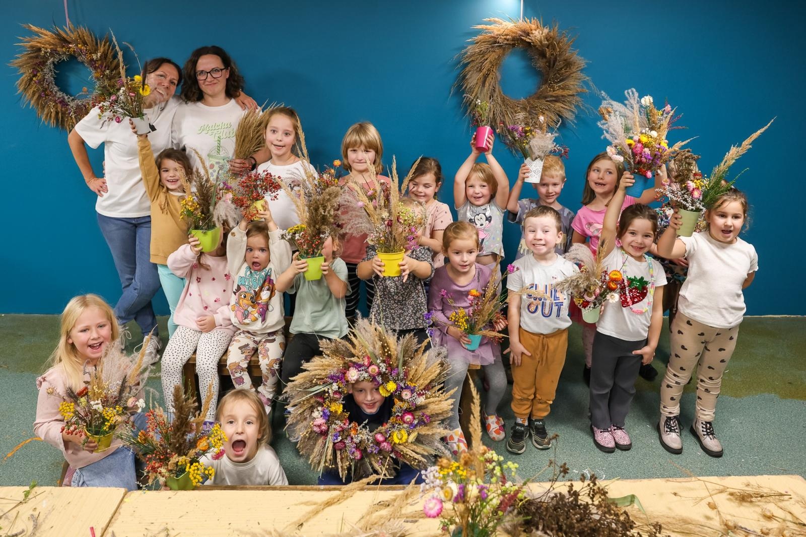 Zdjęcie w galerii na portalu naszraciborz.pl: Galeria kolorowych uśmiechów Małych Odkrywców i ich nowe pasje wiadomości z regionu