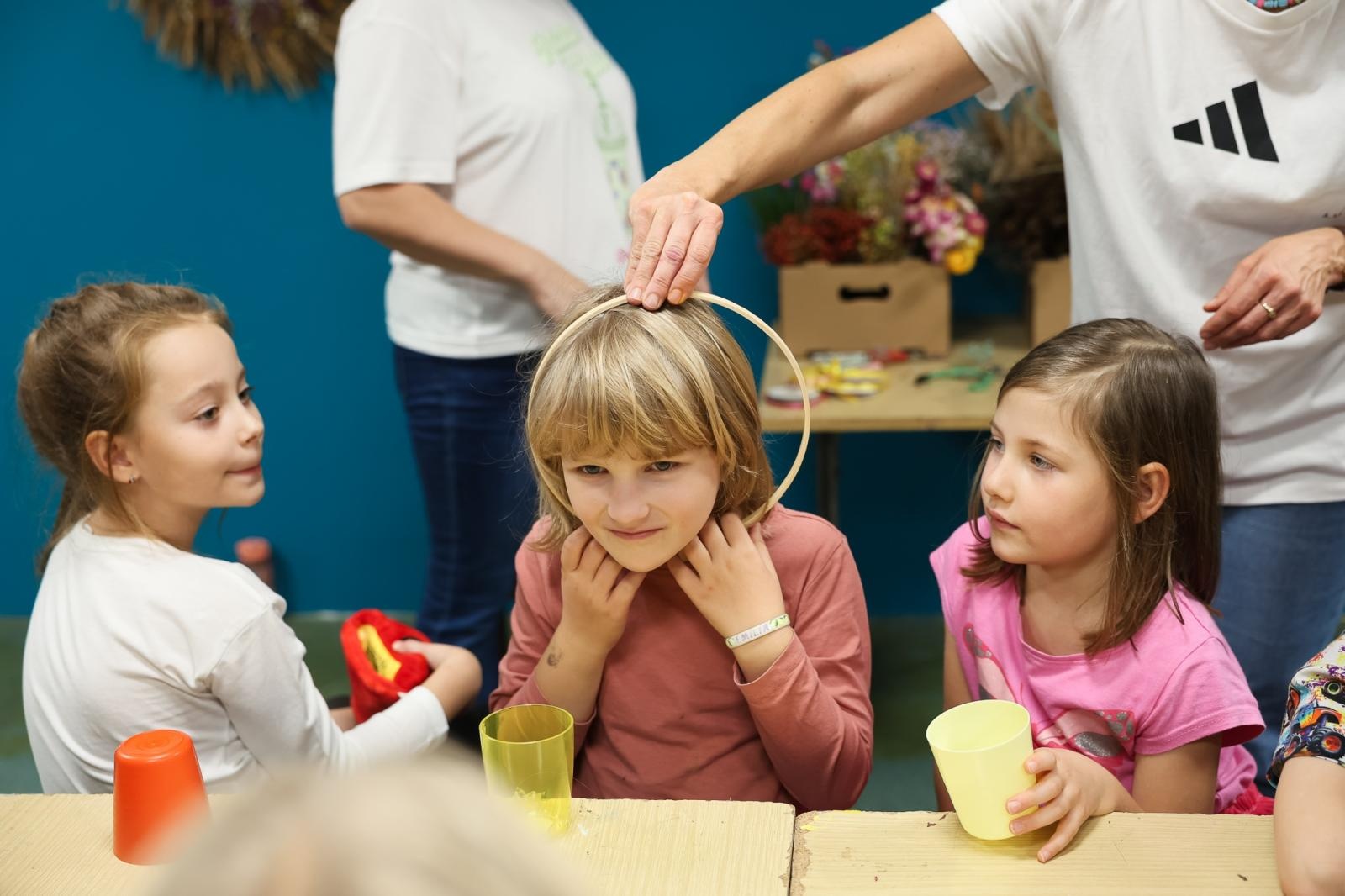 Zdjęcie w galerii na portalu naszraciborz.pl: Galeria kolorowych uśmiechów Małych Odkrywców i ich nowe pasje wiadomości z regionu